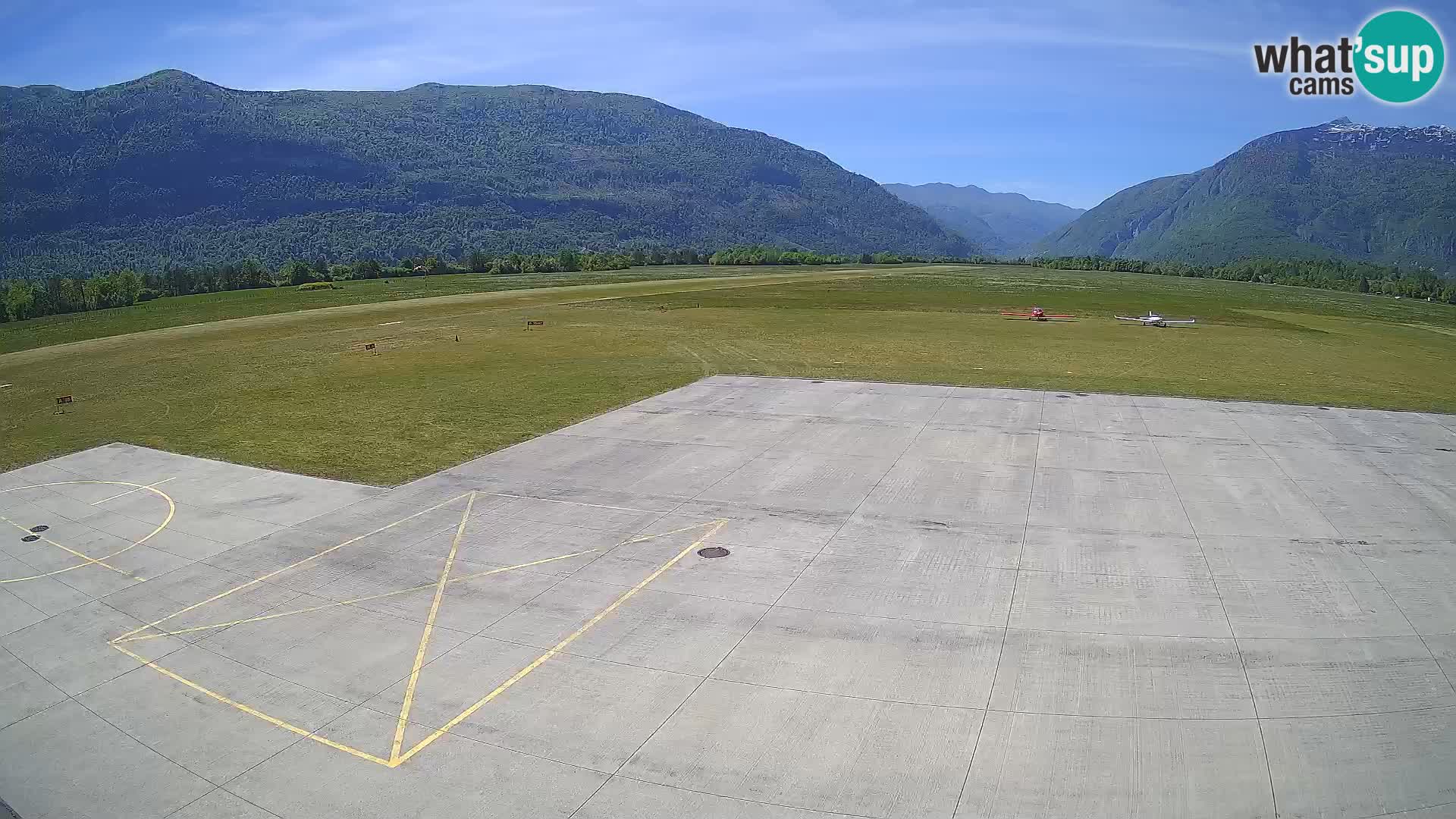 Bovec airport webcam – Skydive Bovec