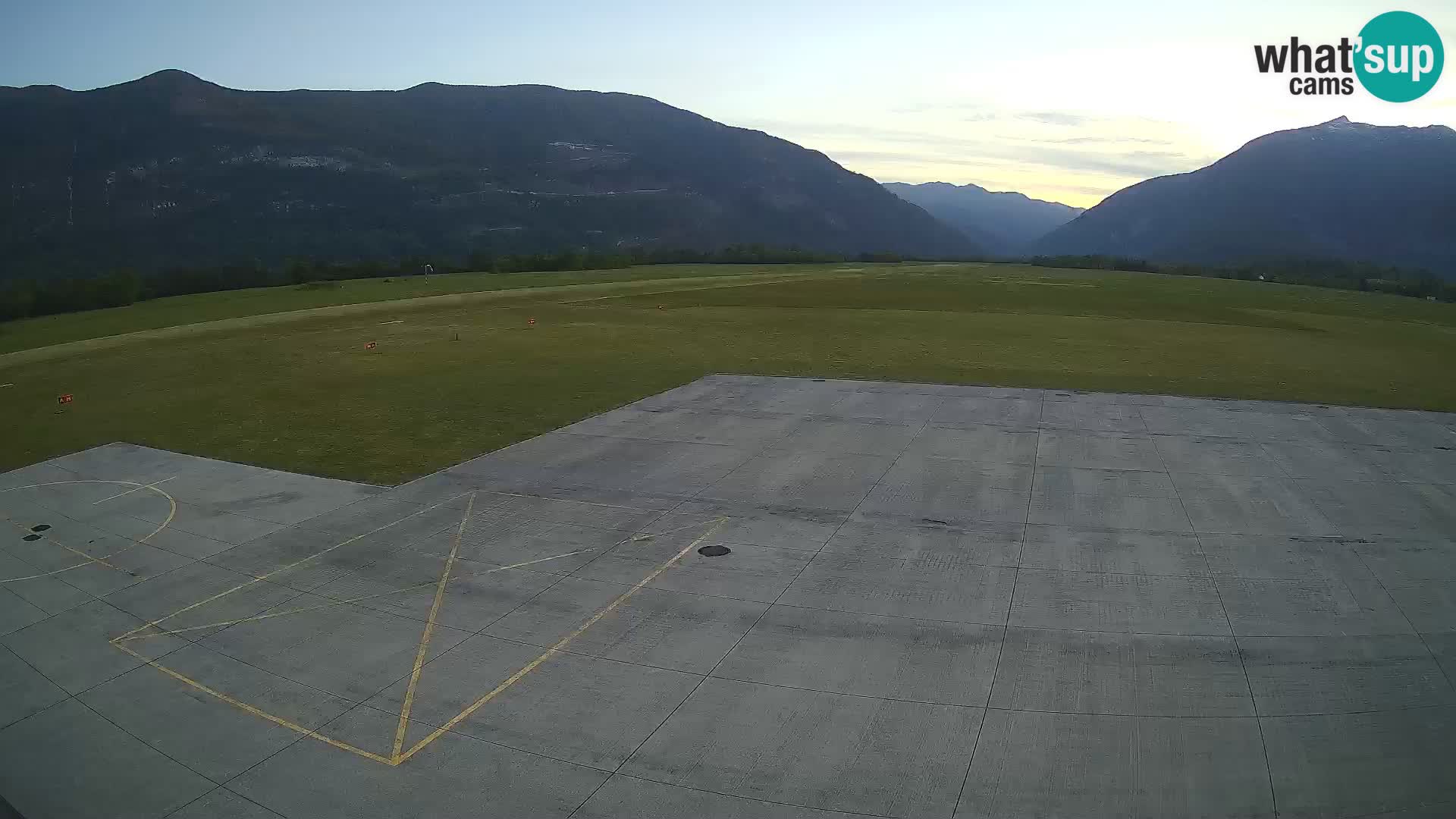 Bovec airport webcam – Skydive Bovec