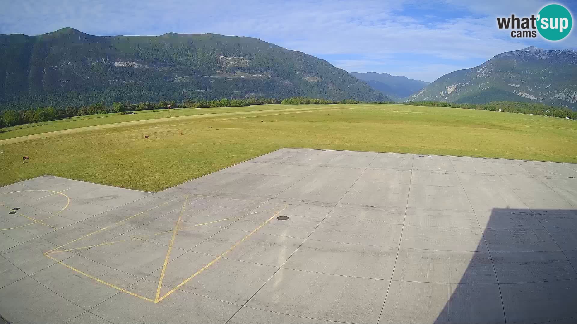 Bovec airport webcam – Skydive Bovec
