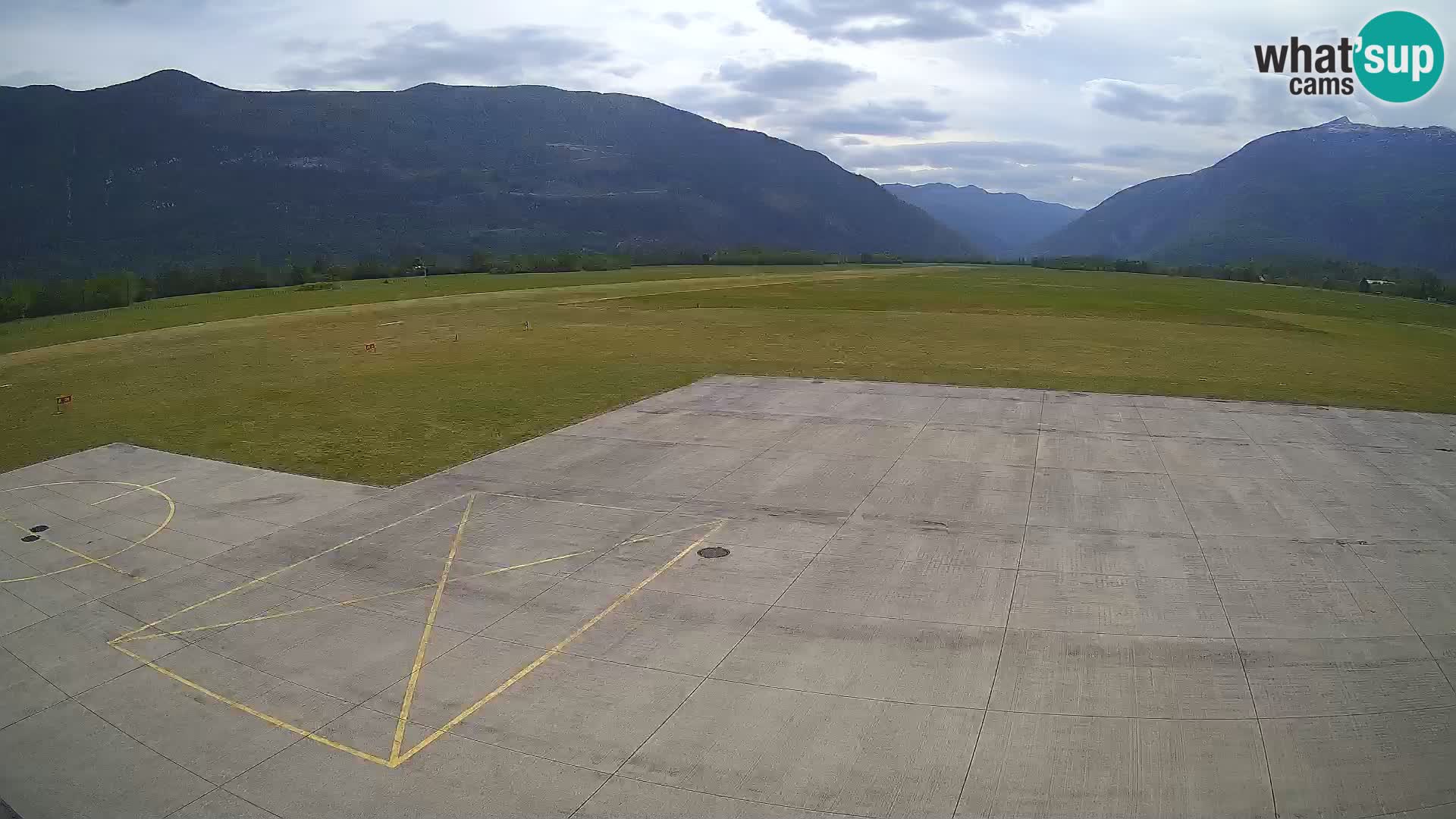 Bovec airport webcam – Skydive Bovec