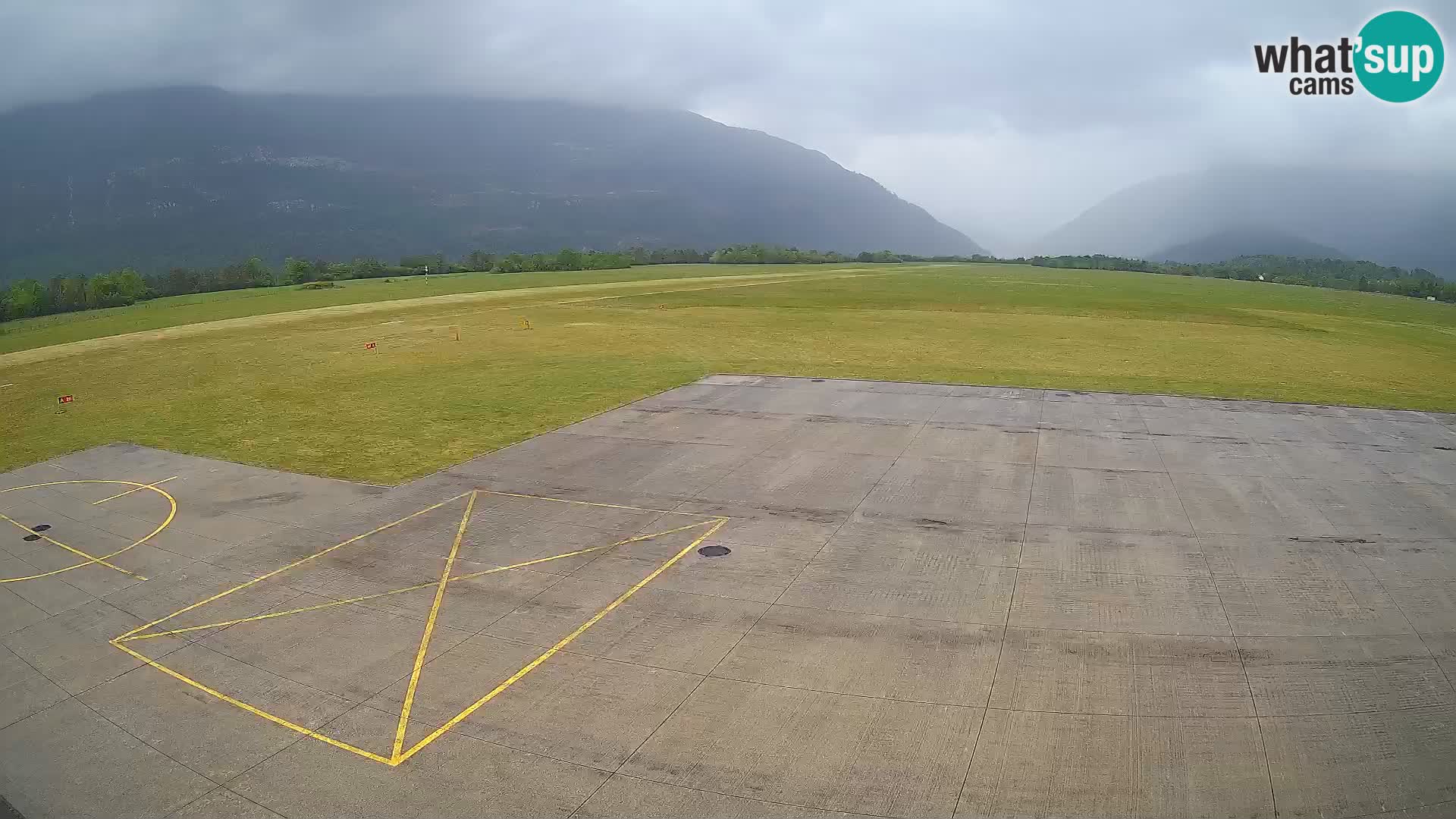 Bovec airport webcam – Skydive Bovec