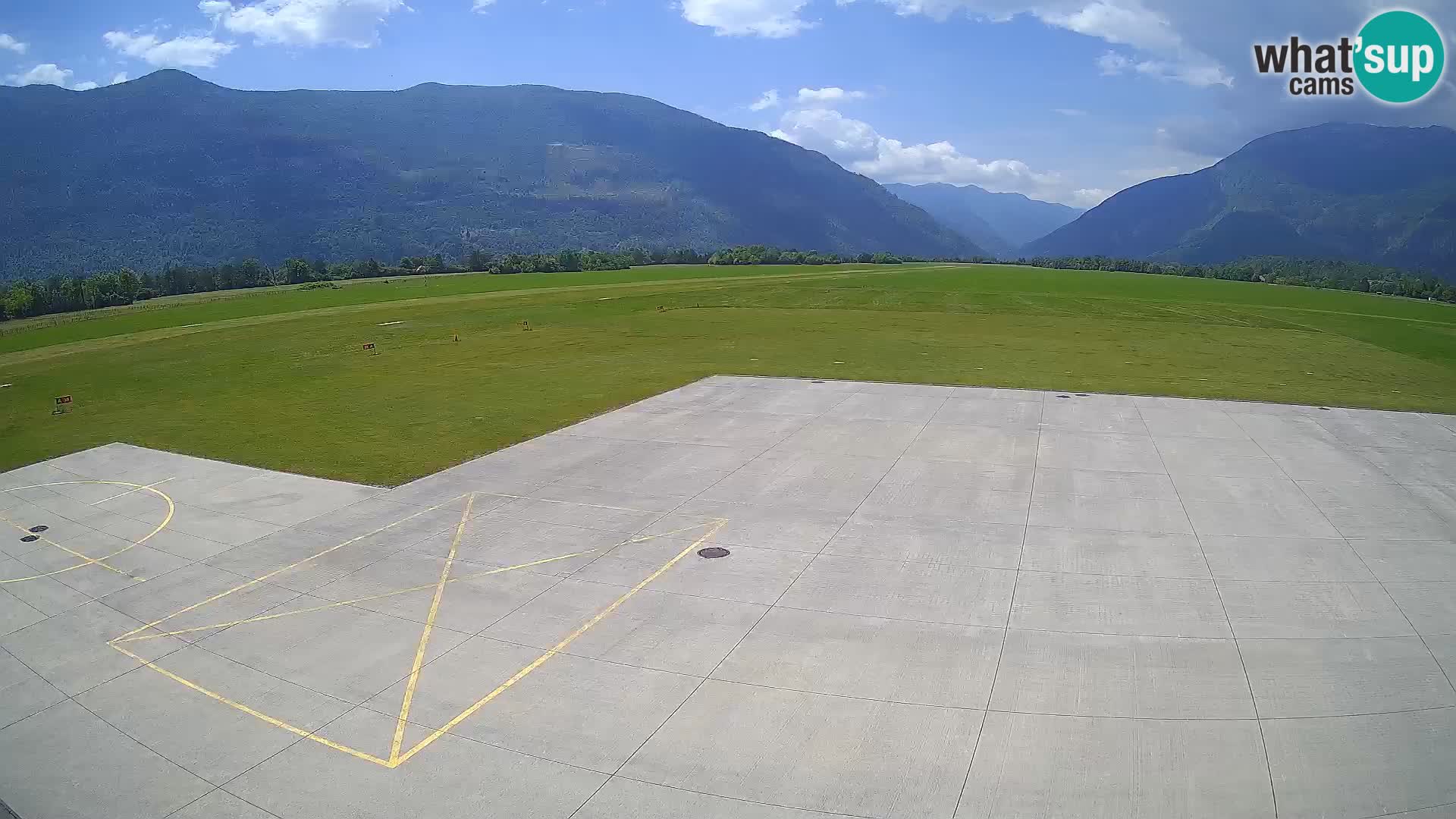Webcam des Flughafens Bovec – Skydive Bovec