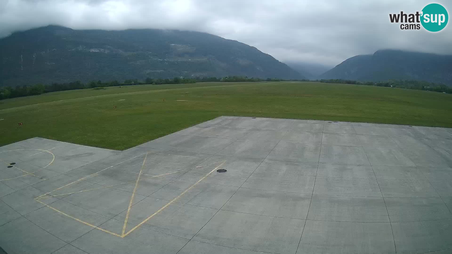 Web kamera zračne luke Bovec – Skydive Bovec