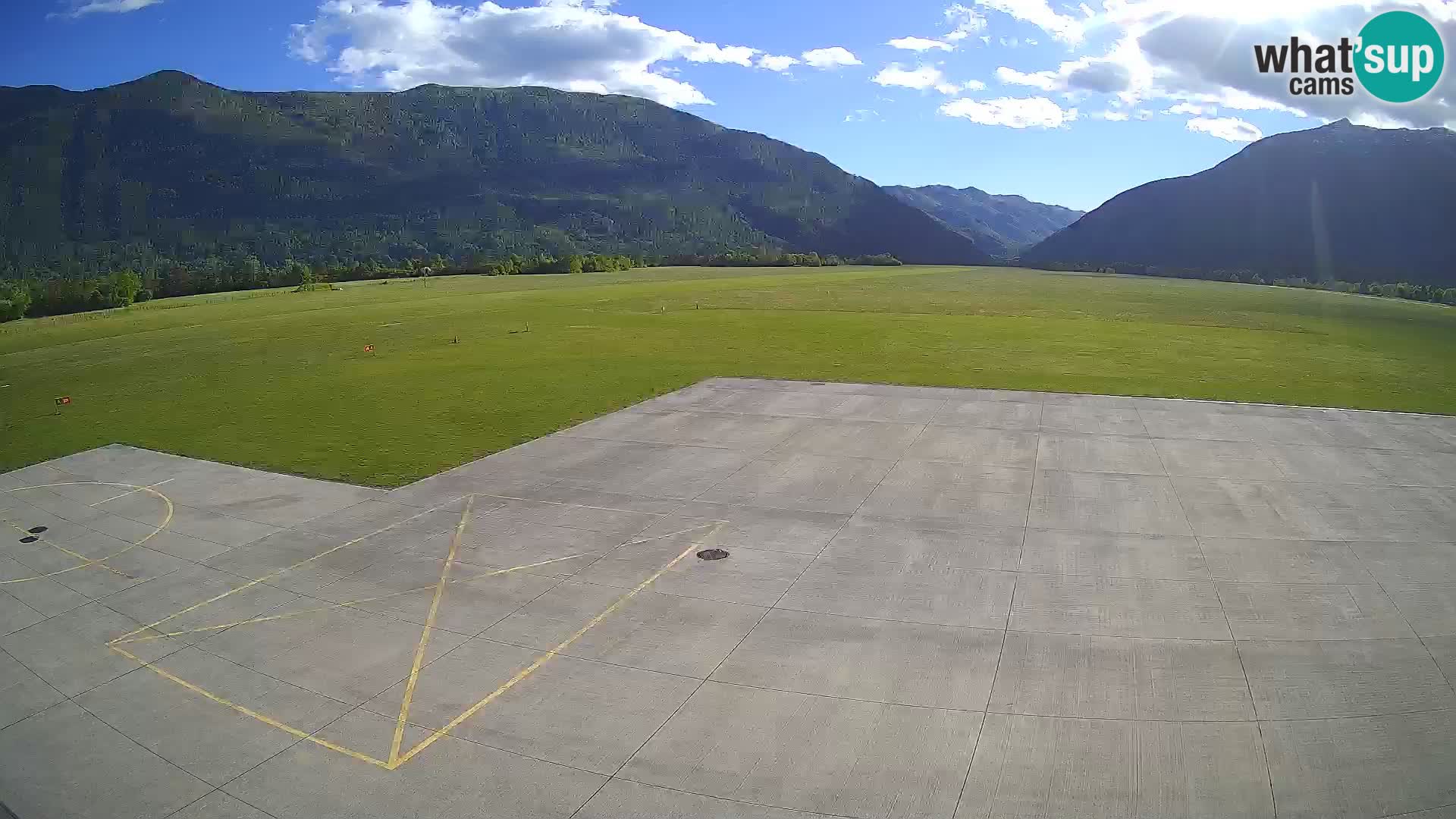 Webcam de l’aéroport de Bovec – Skydive Bovec