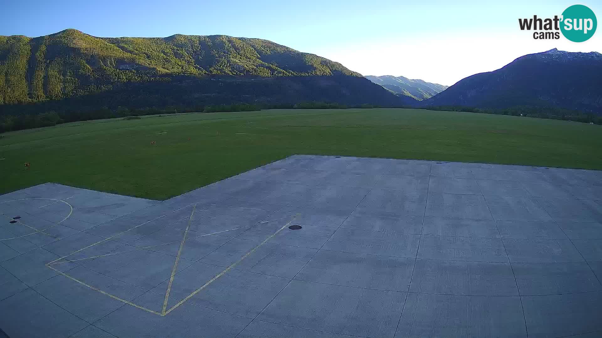 Webcam des Flughafens Bovec – Skydive Bovec