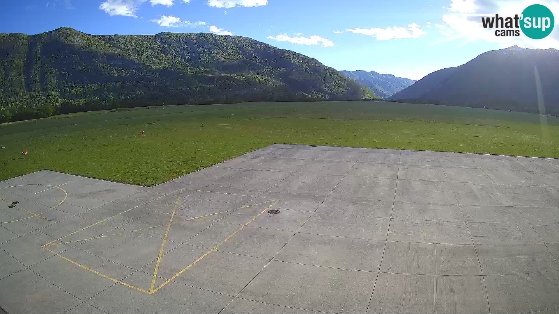 Cámara web del aeropuerto de Bovec – Skydive Bovec