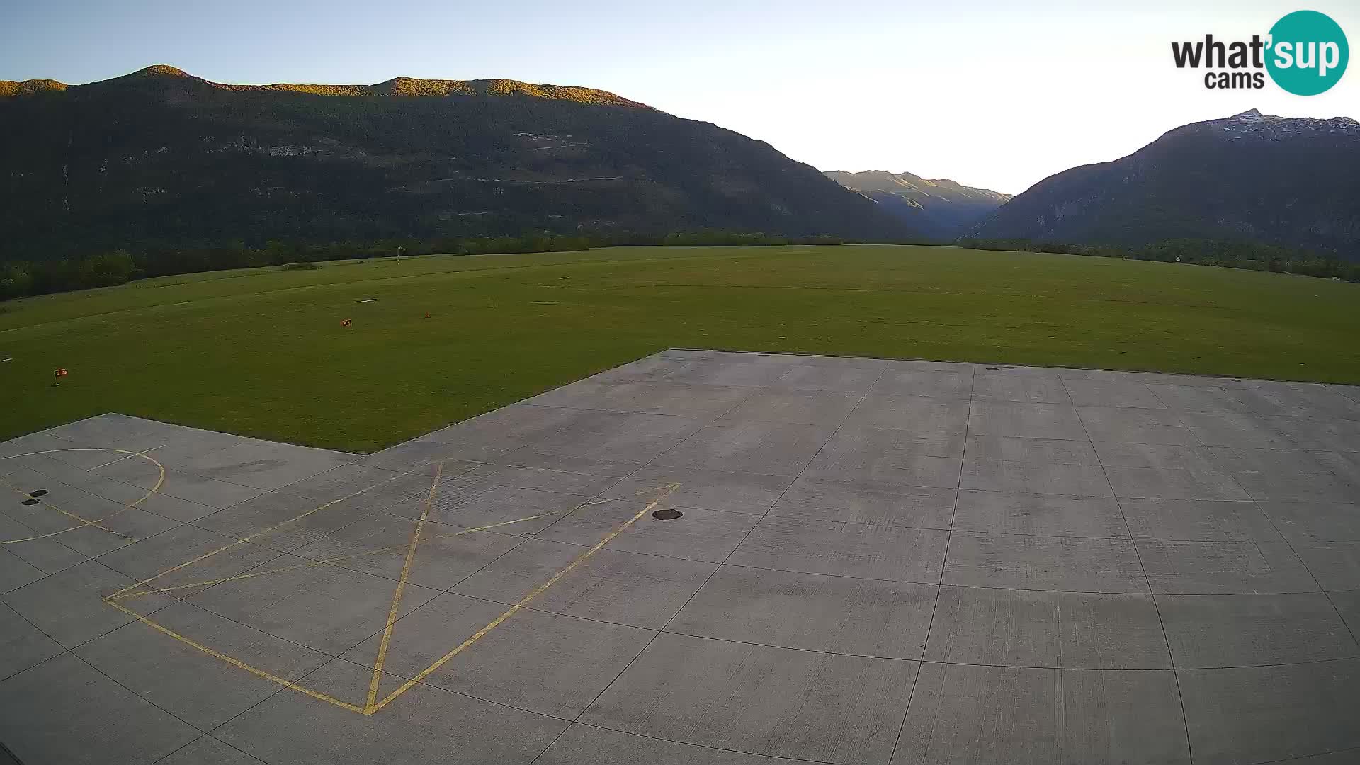 Cámara web del aeropuerto de Bovec – Skydive Bovec