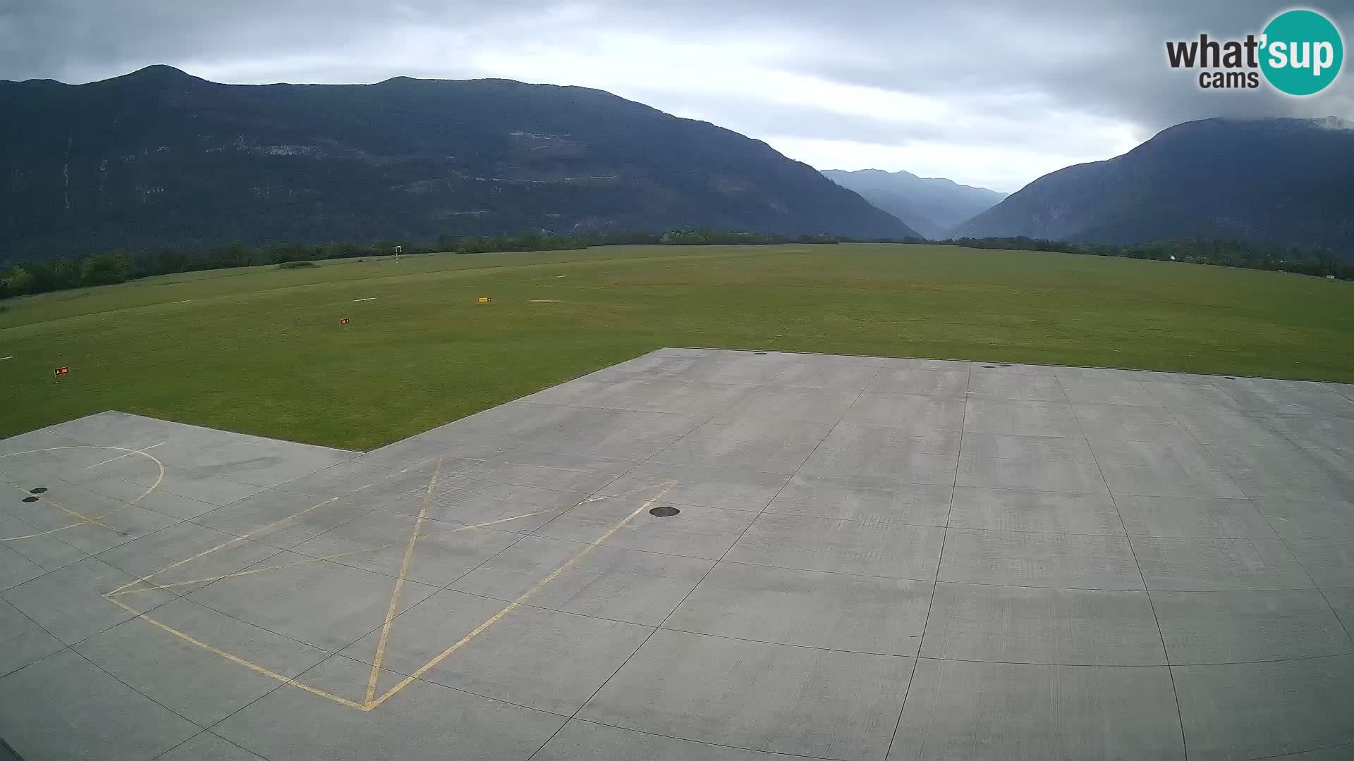 Webcam des Flughafens Bovec – Skydive Bovec