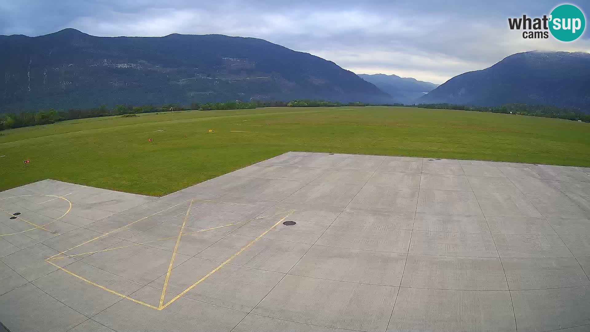 Webcam des Flughafens Bovec – Skydive Bovec