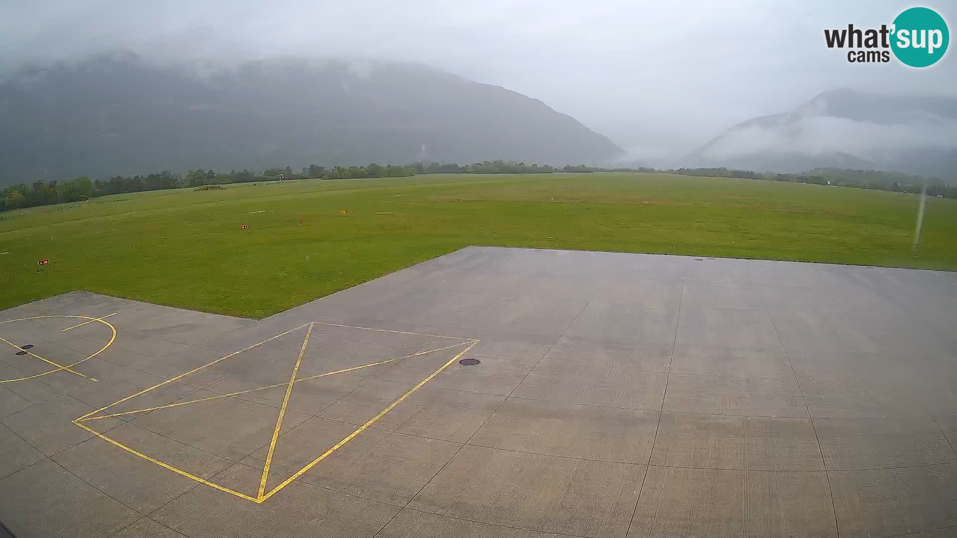 Webcam des Flughafens Bovec – Skydive Bovec