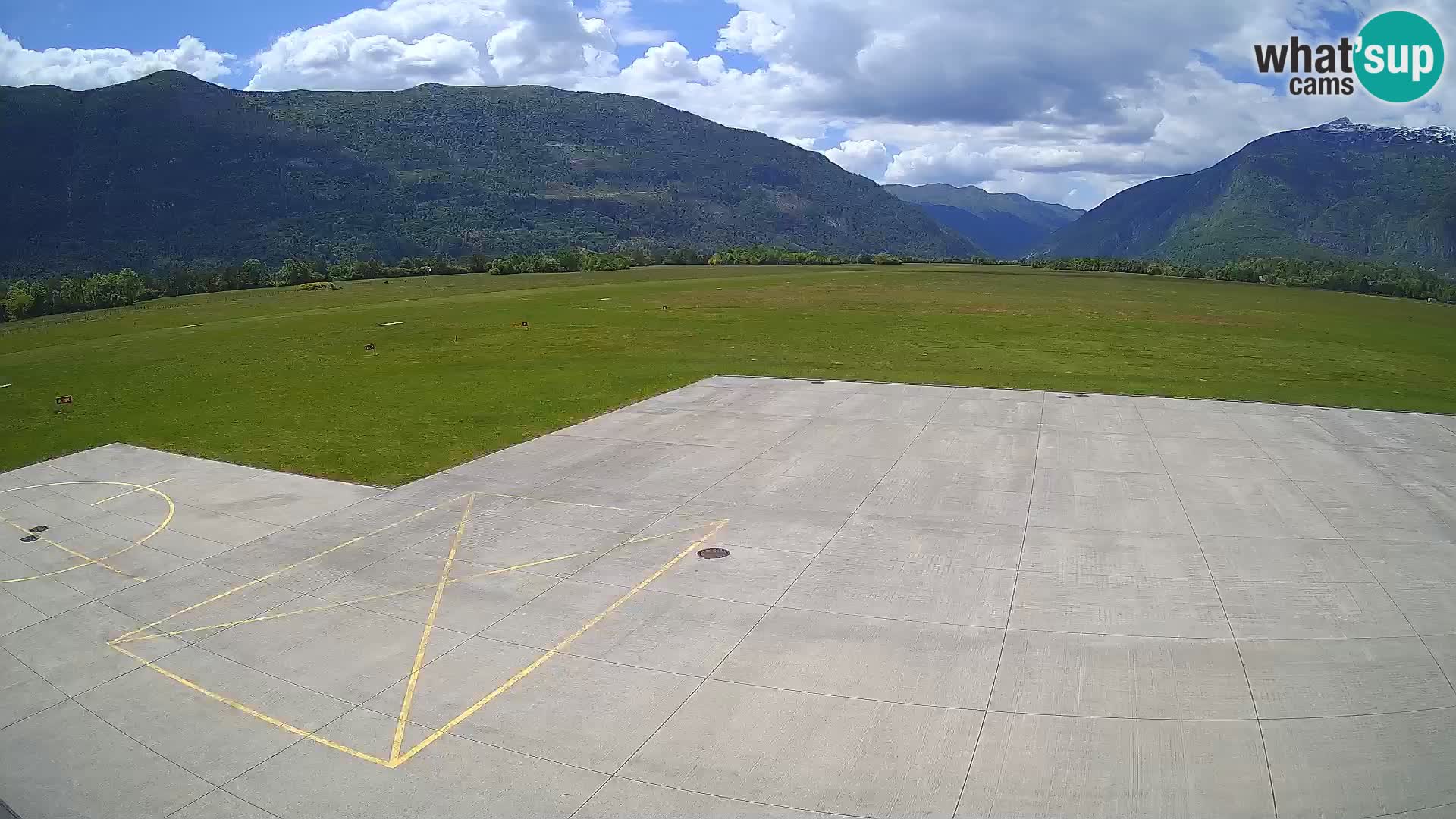Bovec airport webcam – Skydive Bovec