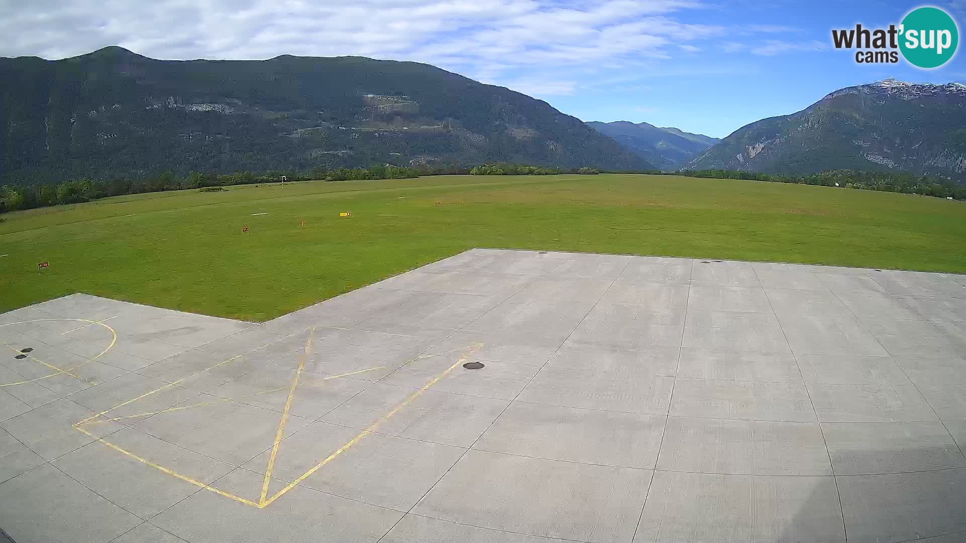 Web kamera zračne luke Bovec – Skydive Bovec