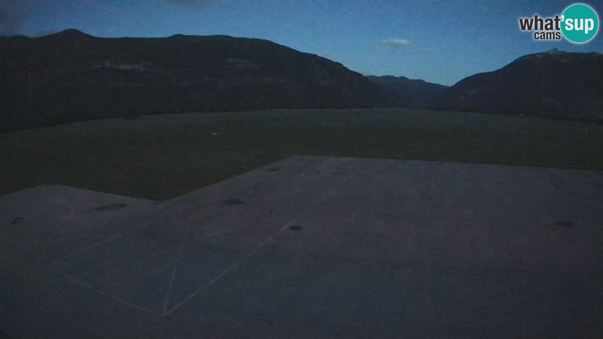 Bovec airport webcam – Skydive Bovec