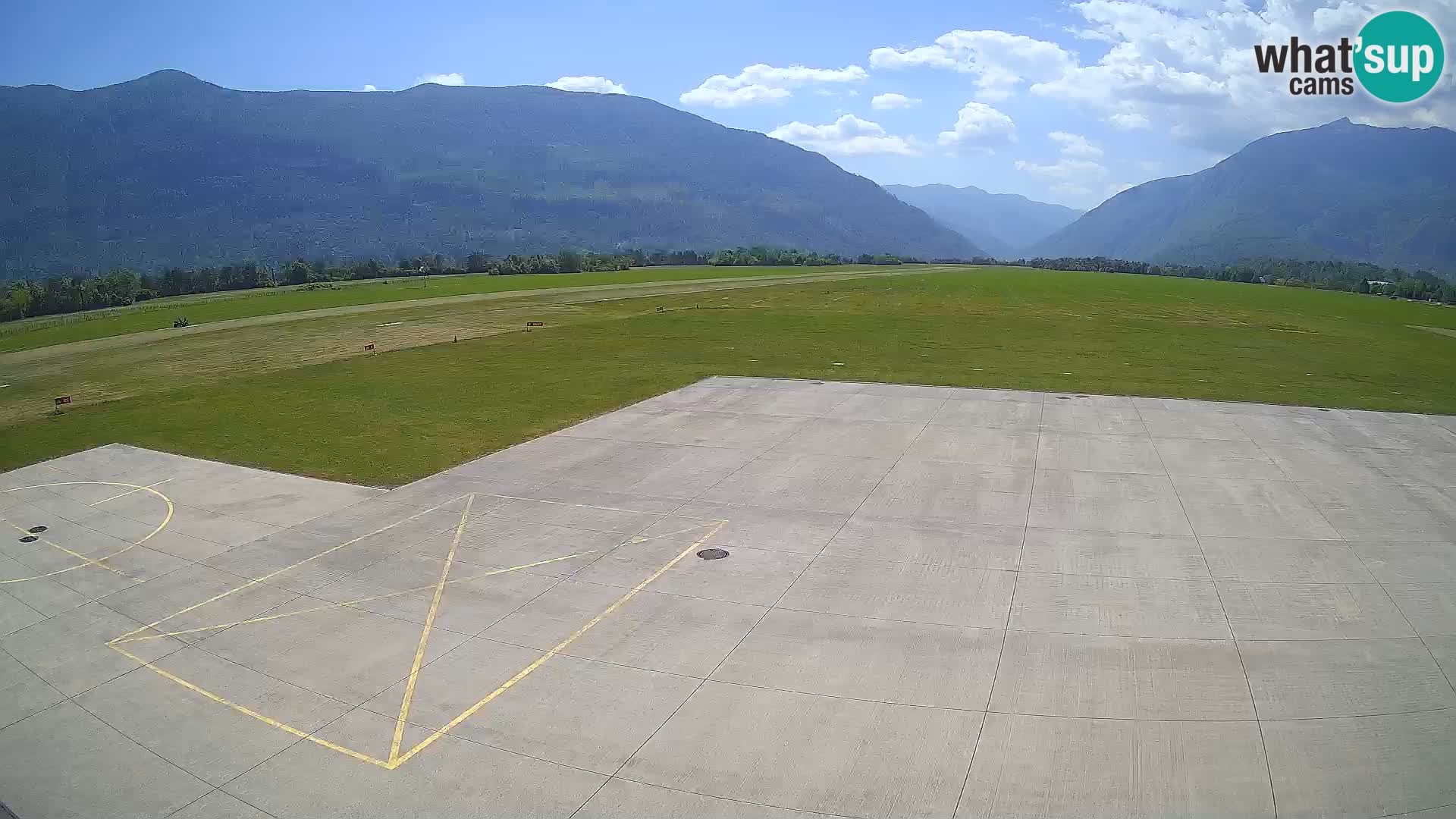 Web kamera zračne luke Bovec – Skydive Bovec