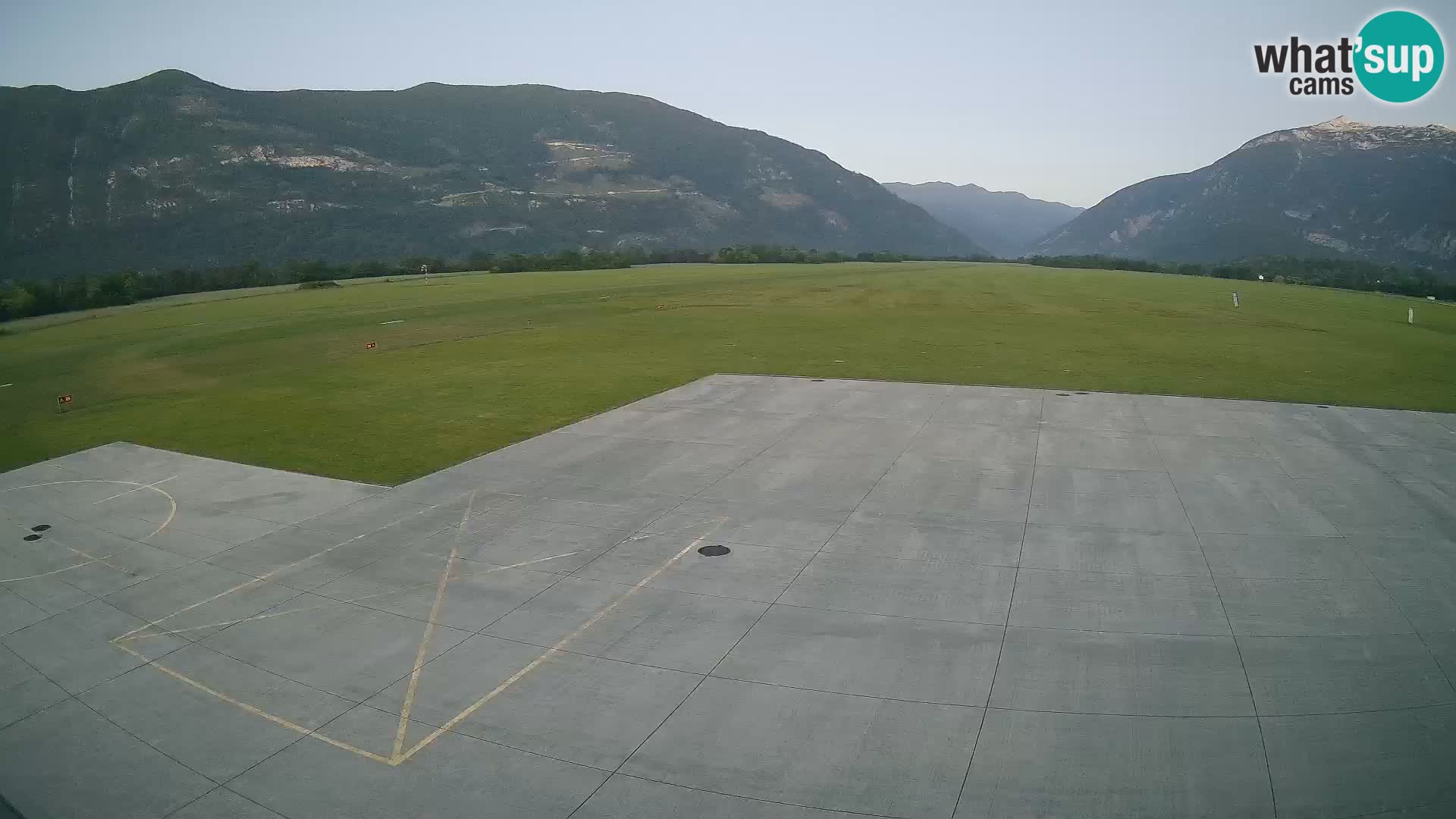 Bovec airport webcam – Skydive Bovec