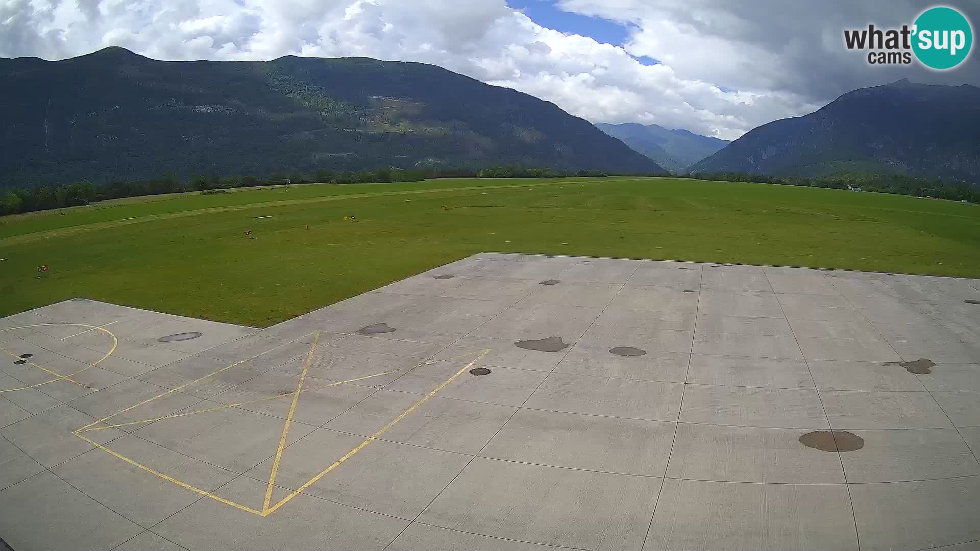 Webcam des Flughafens Bovec – Skydive Bovec
