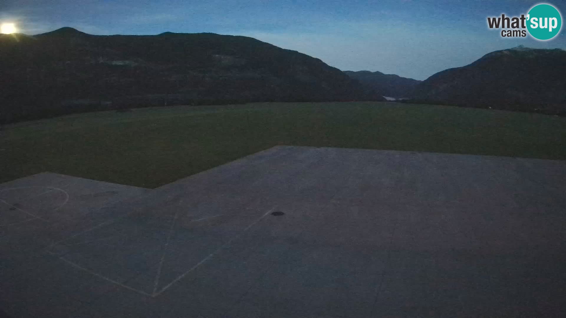 Webcam des Flughafens Bovec – Skydive Bovec