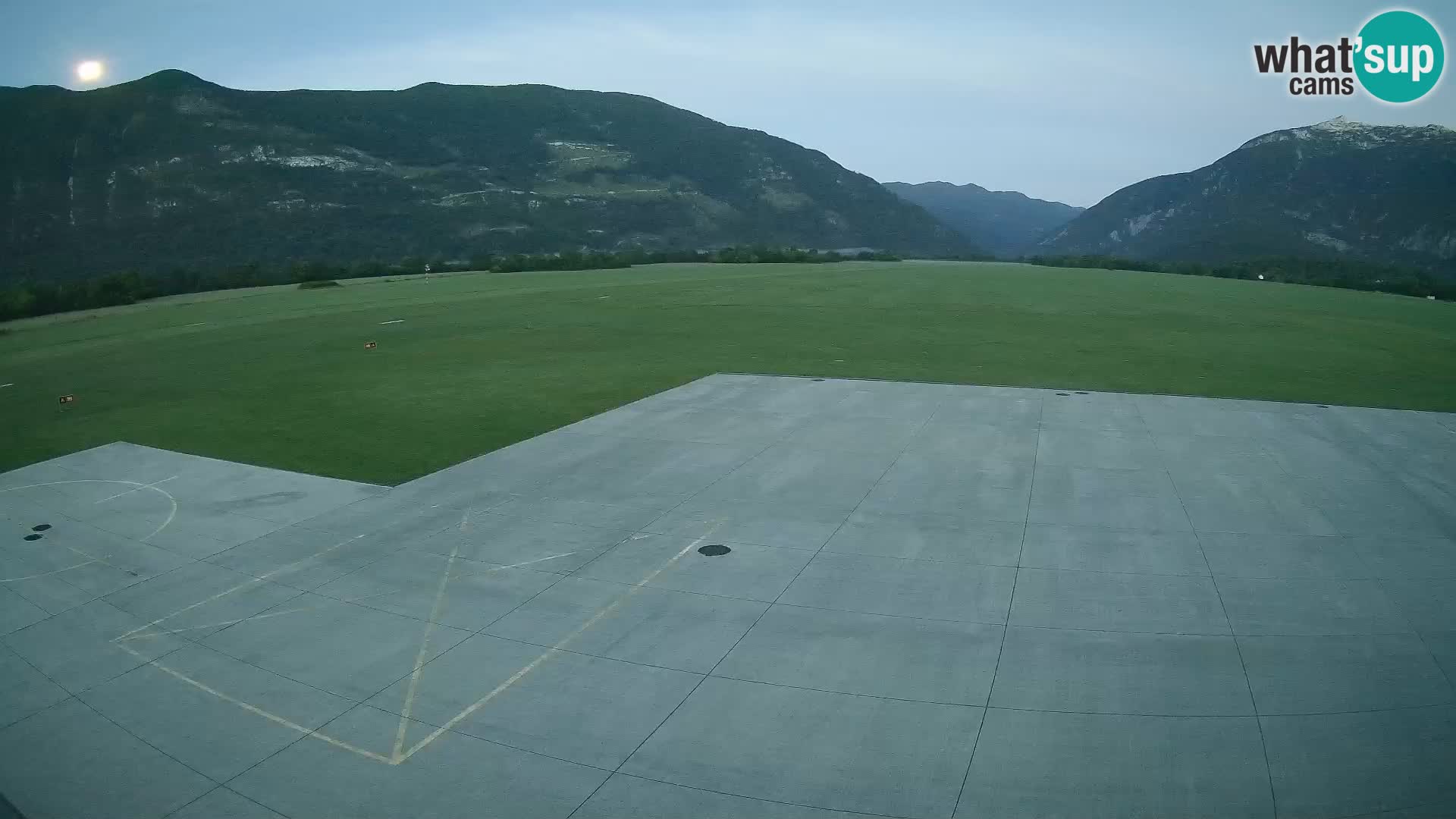 Webcam des Flughafens Bovec – Skydive Bovec