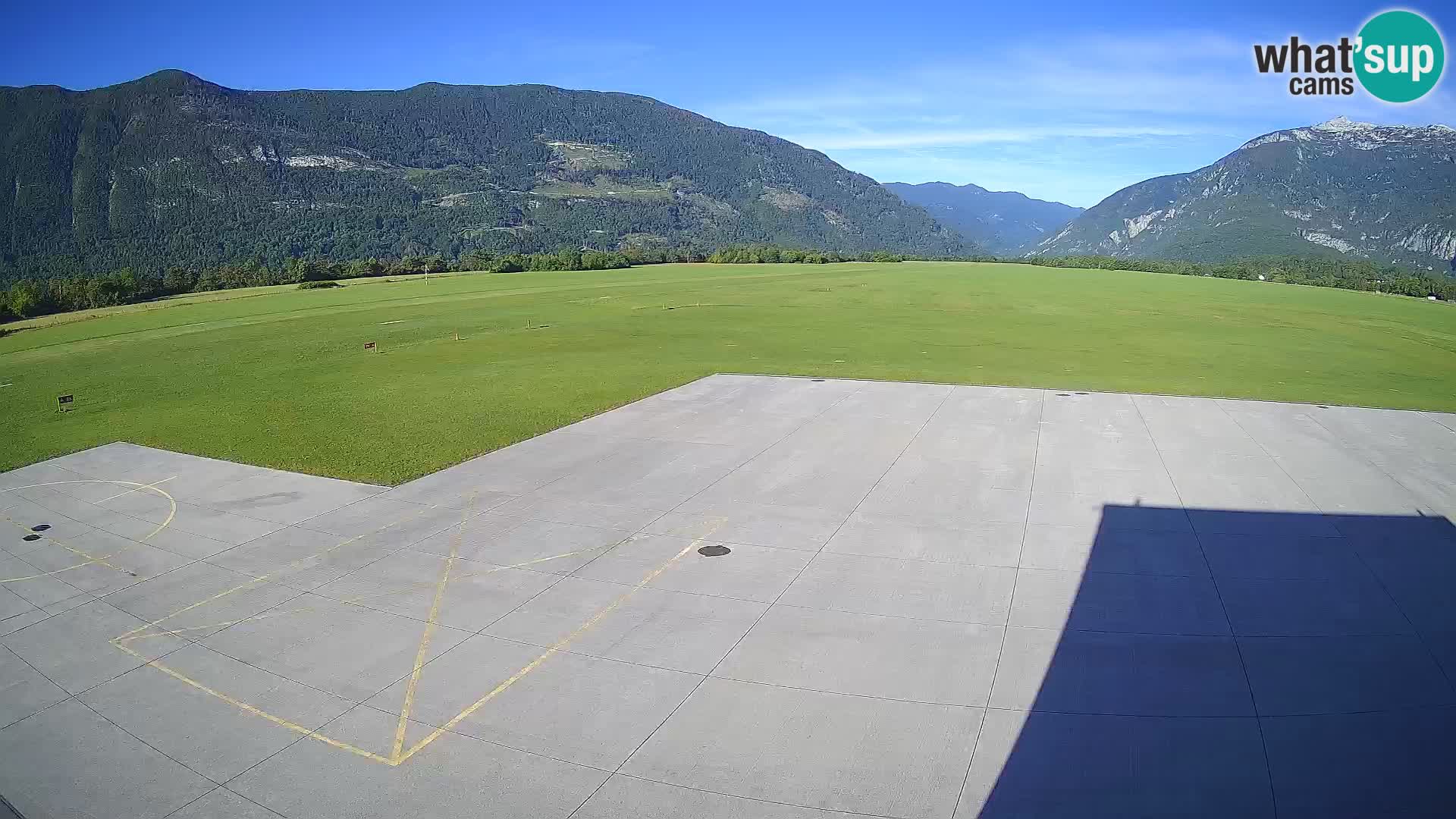 Webcam des Flughafens Bovec – Skydive Bovec