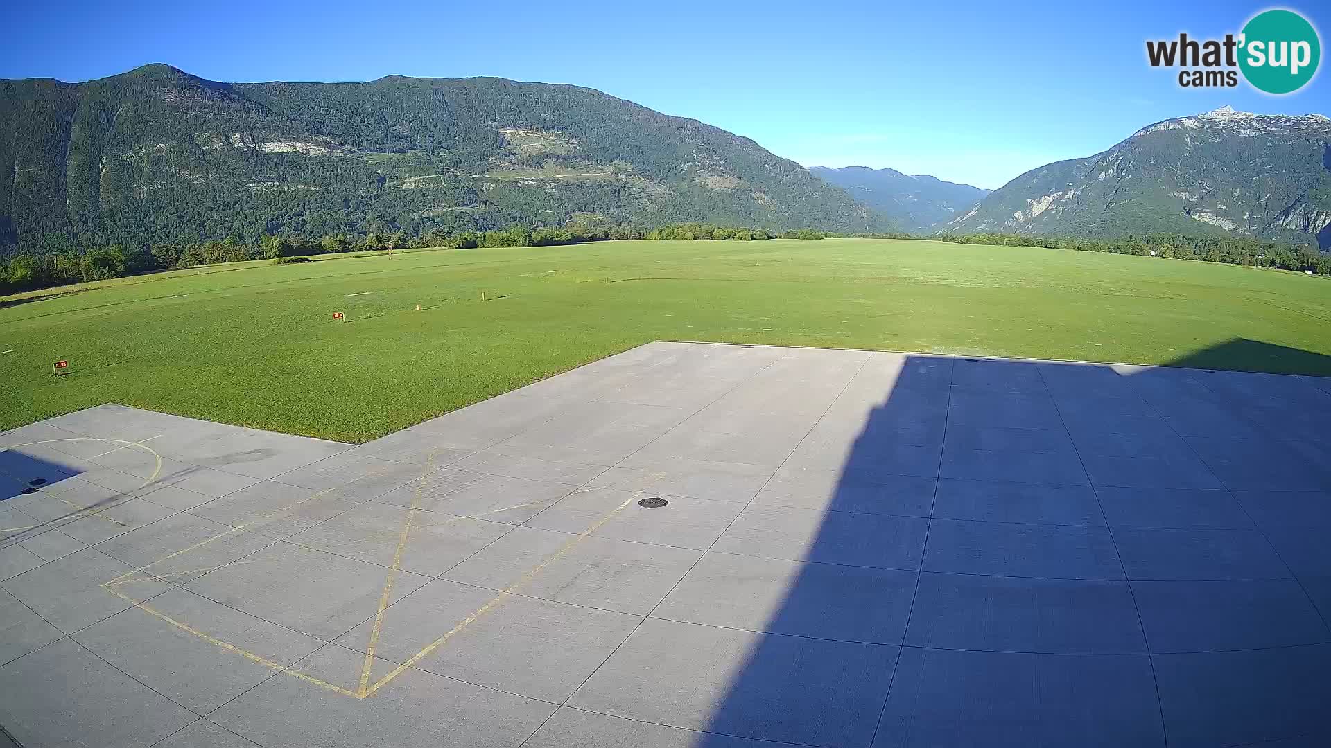 Bovec airport webcam – Skydive Bovec