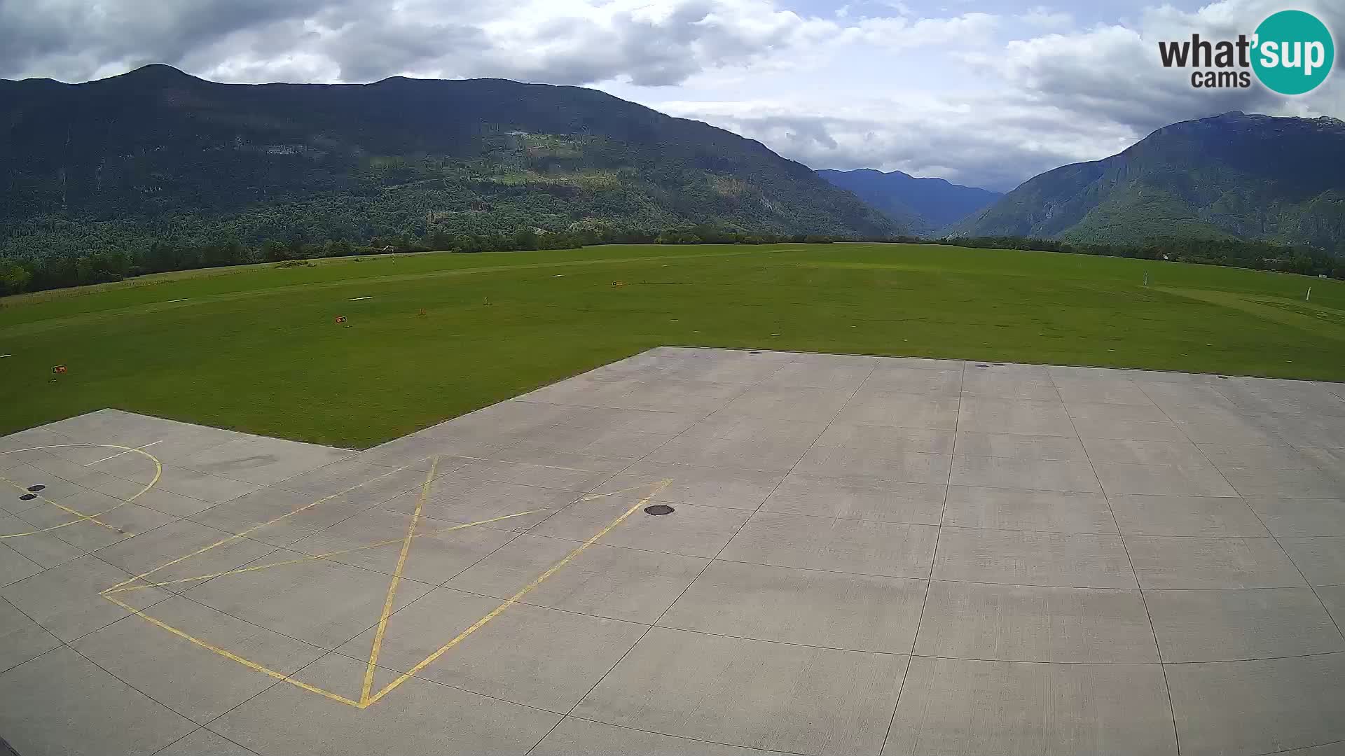 Webcam des Flughafens Bovec – Skydive Bovec