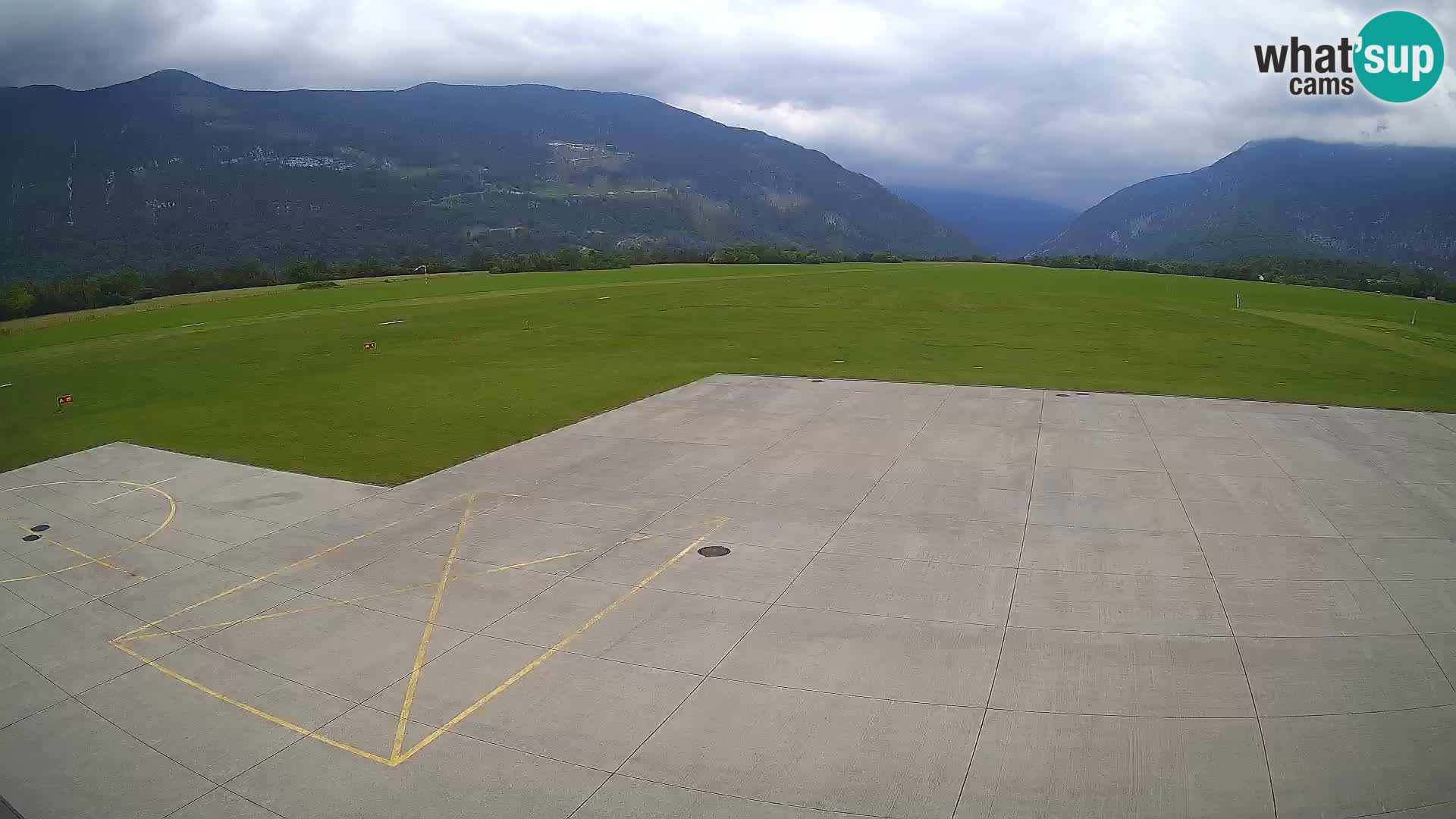Webcam des Flughafens Bovec – Skydive Bovec