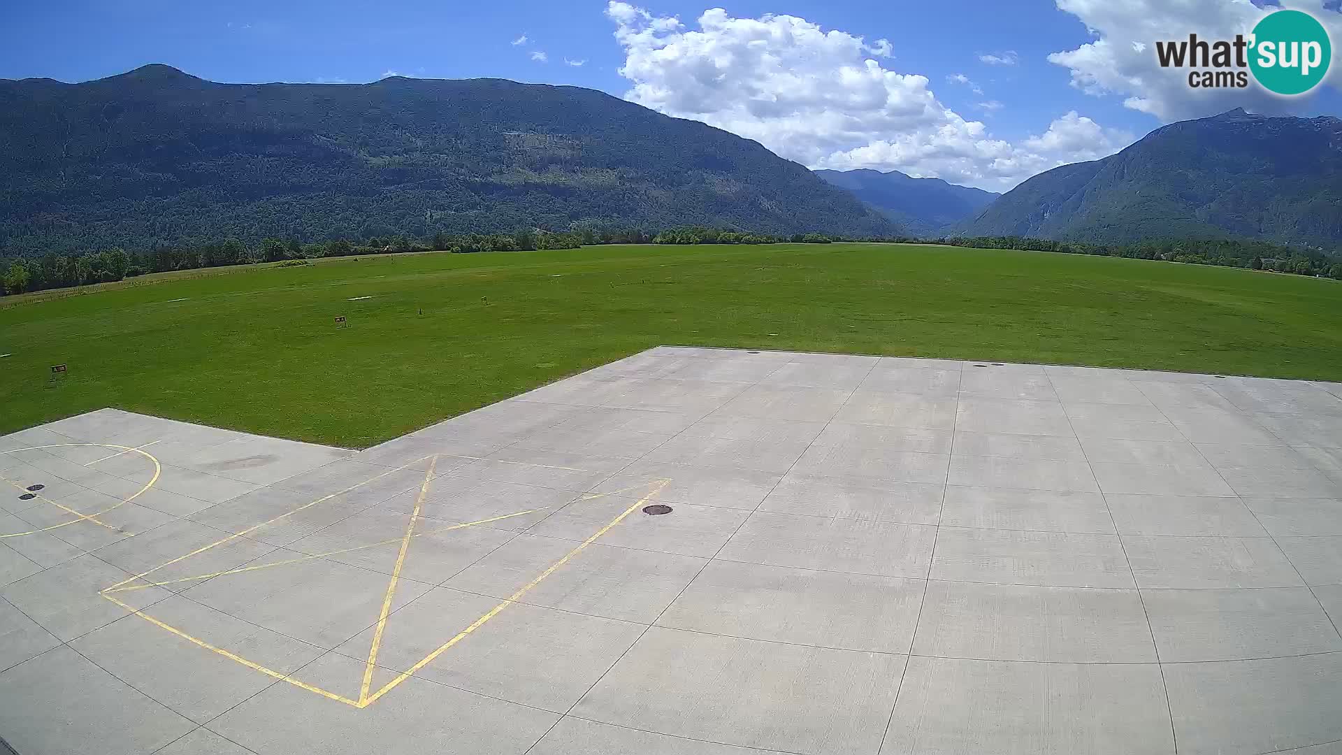 Cámara web del aeropuerto de Bovec – Skydive Bovec