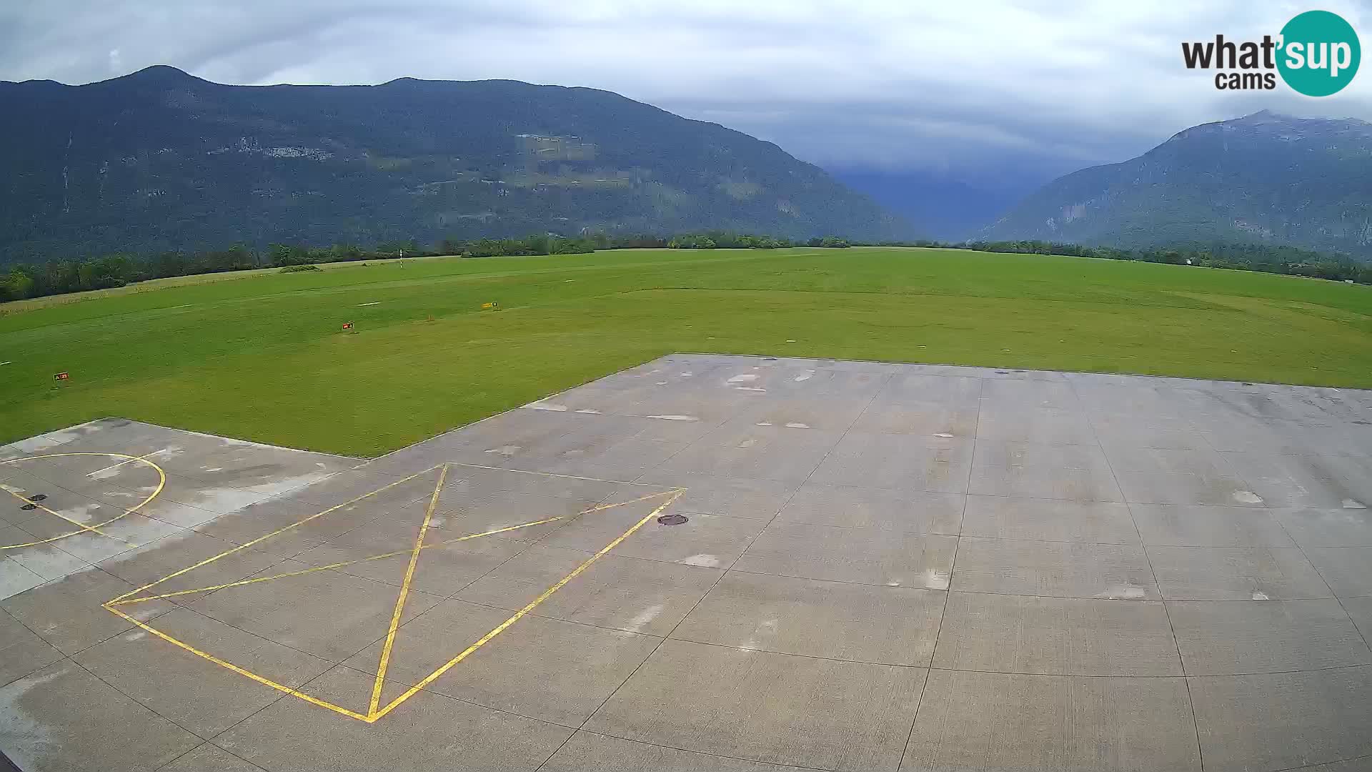 Webcam des Flughafens Bovec – Skydive Bovec