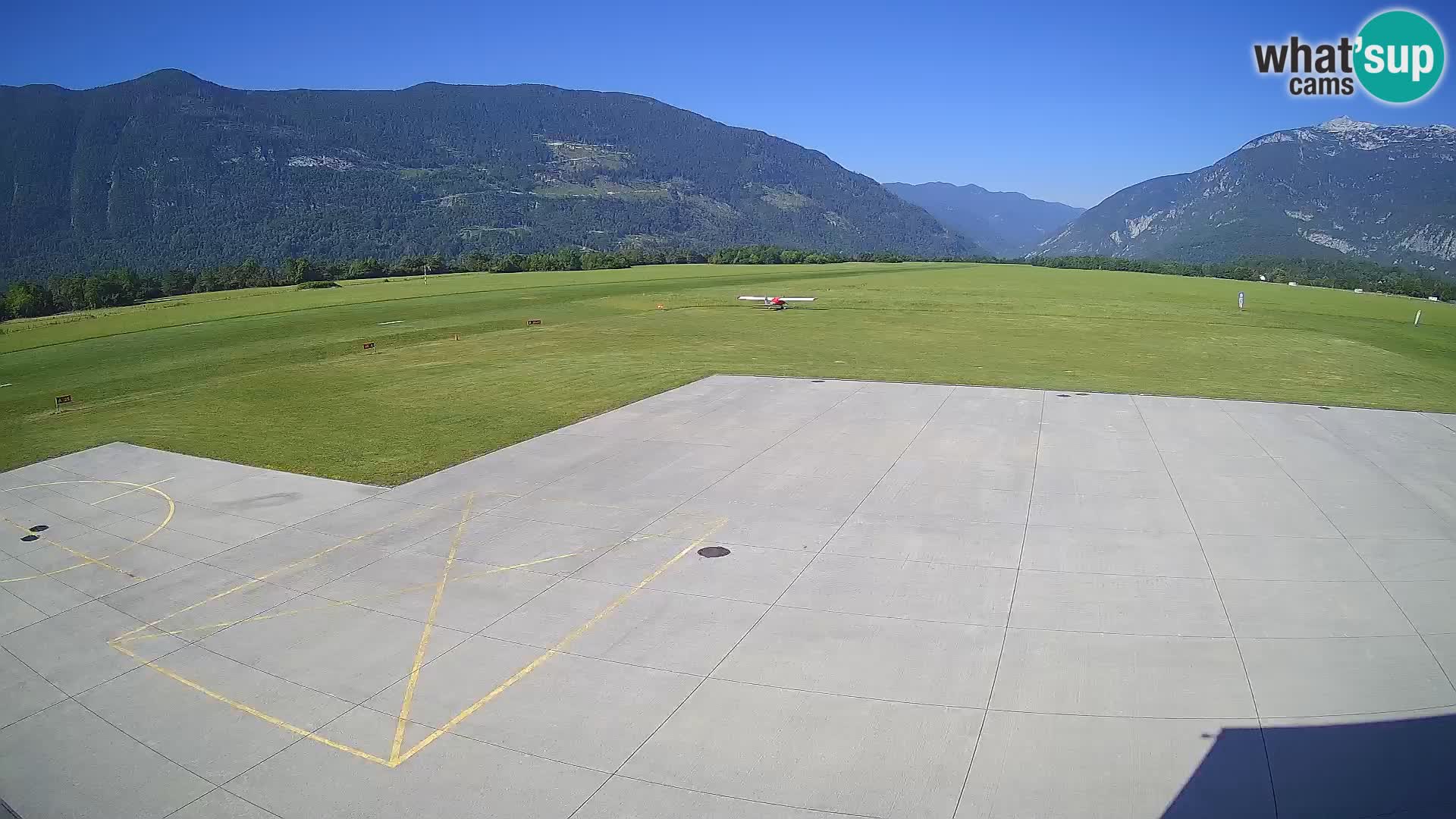 Cámara web del aeropuerto de Bovec – Skydive Bovec