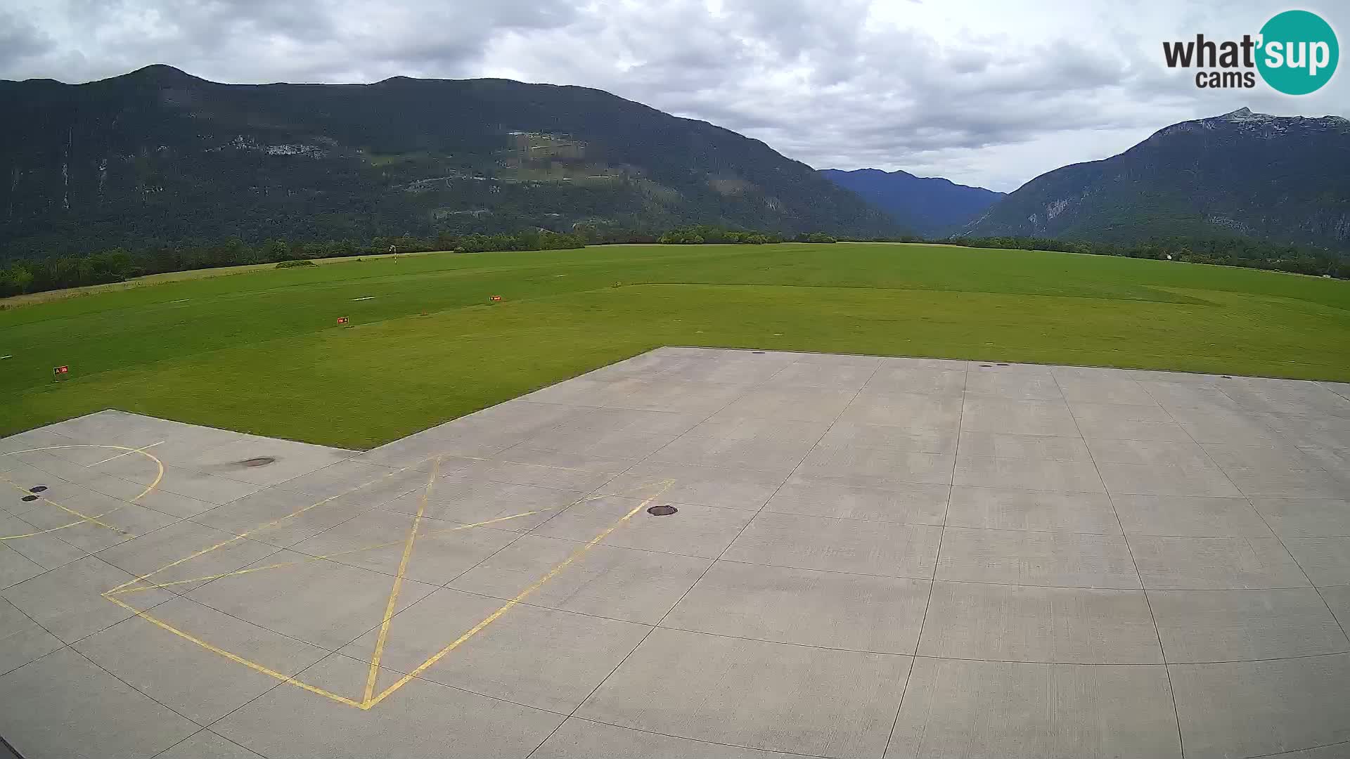 Webcam des Flughafens Bovec – Skydive Bovec