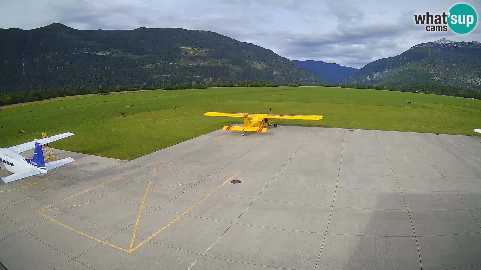 Cámara web del aeropuerto de Bovec – Skydive Bovec