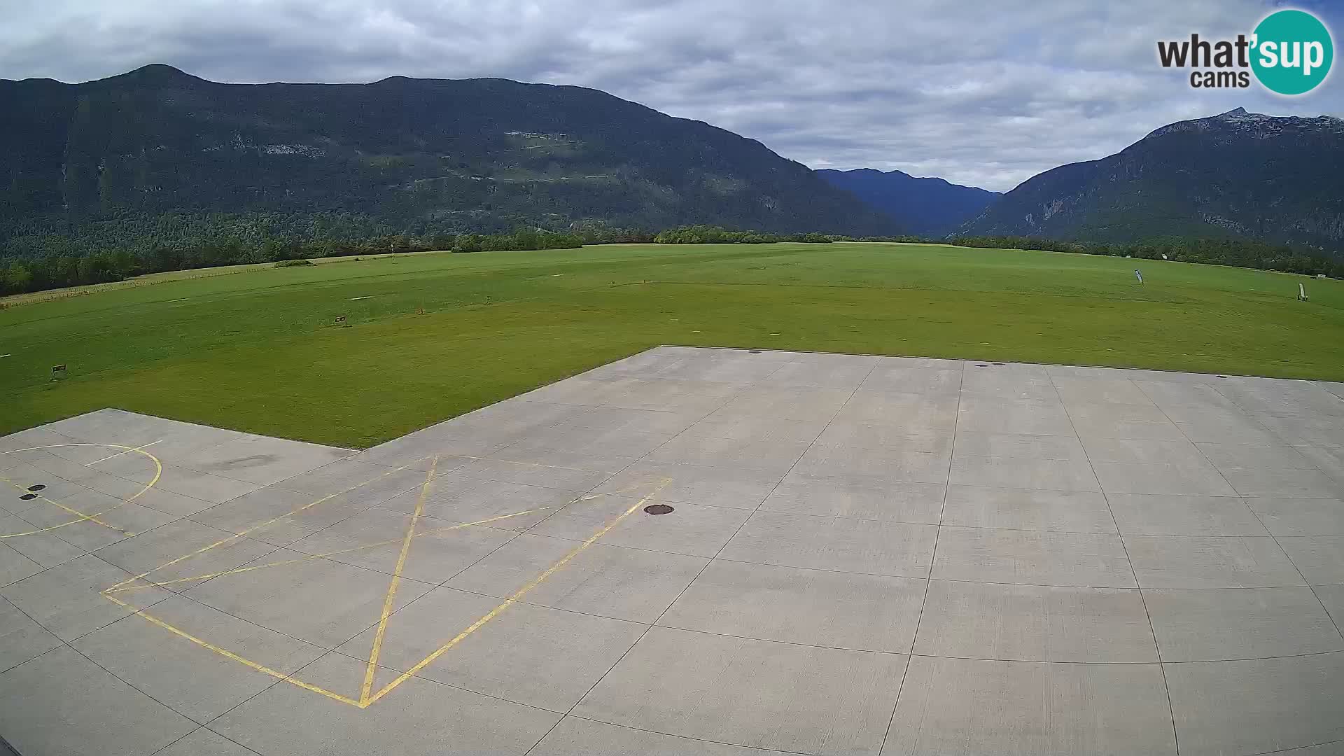 Webcam des Flughafens Bovec – Skydive Bovec