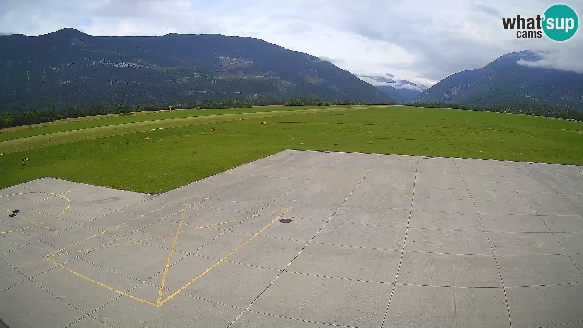 Cámara web del aeropuerto de Bovec – Skydive Bovec