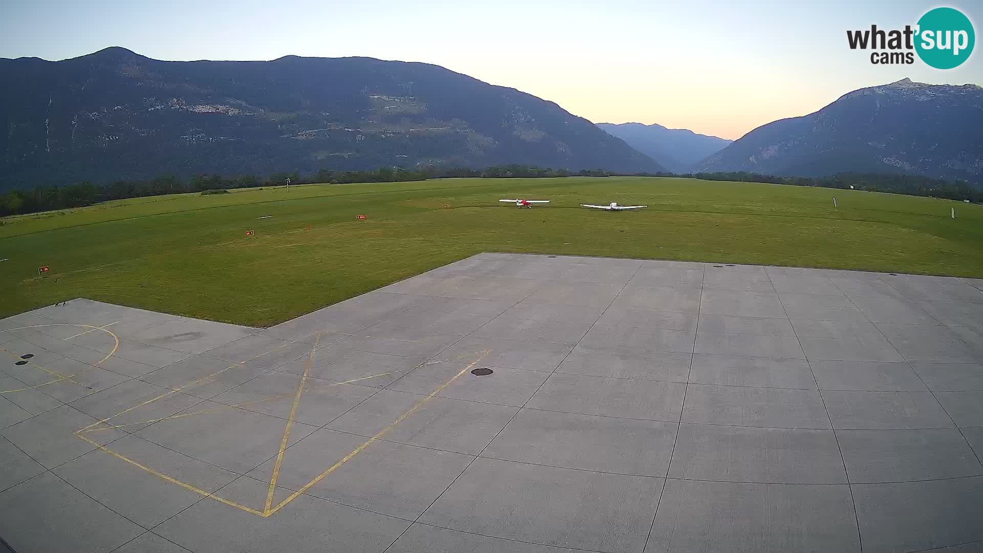 Webcam des Flughafens Bovec – Skydive Bovec