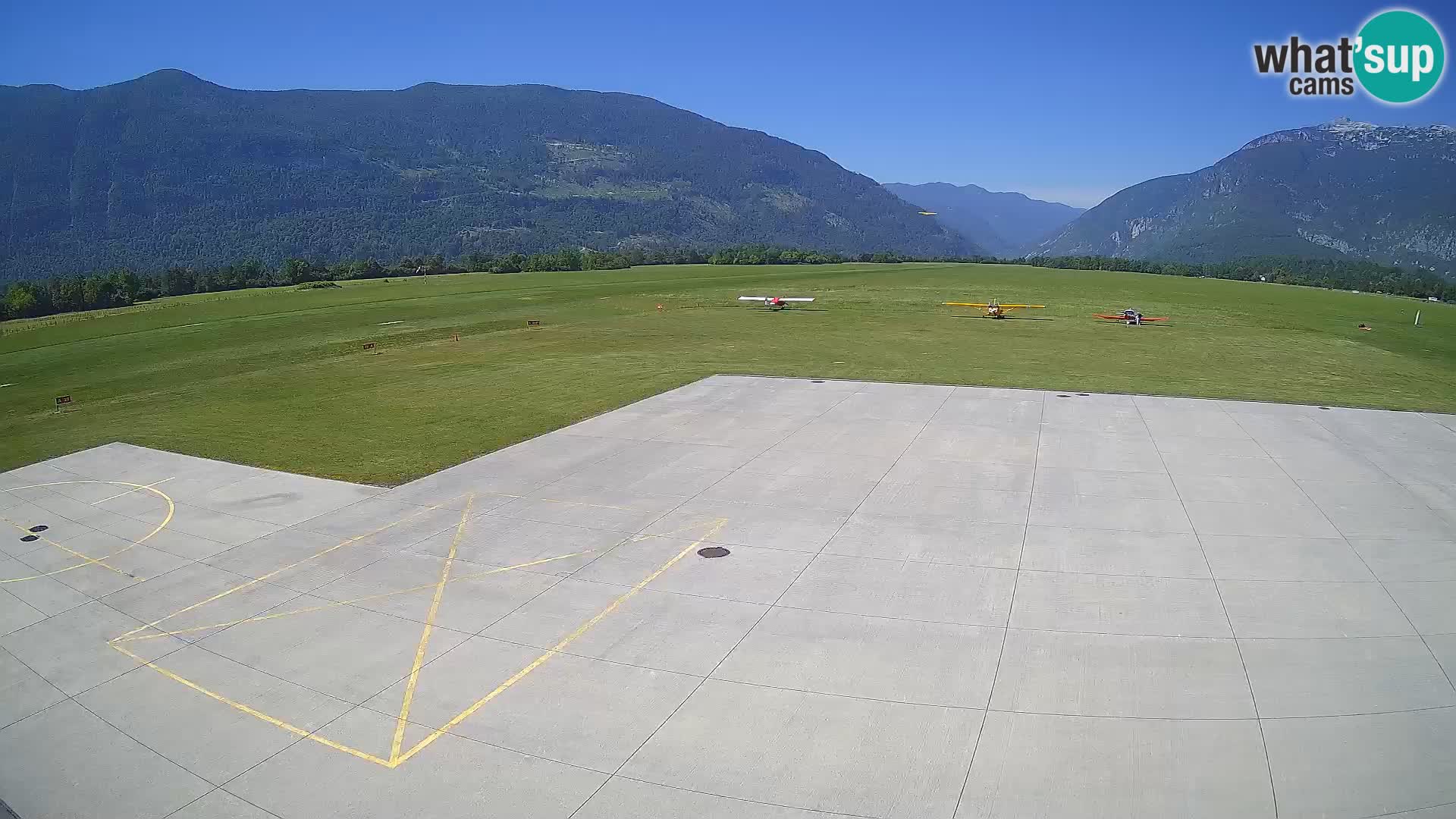 Bovec airport webcam – Skydive Bovec