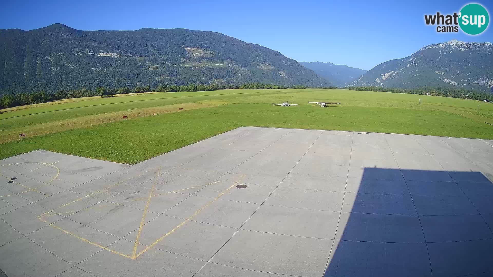Bovec airport webcam – Skydive Bovec