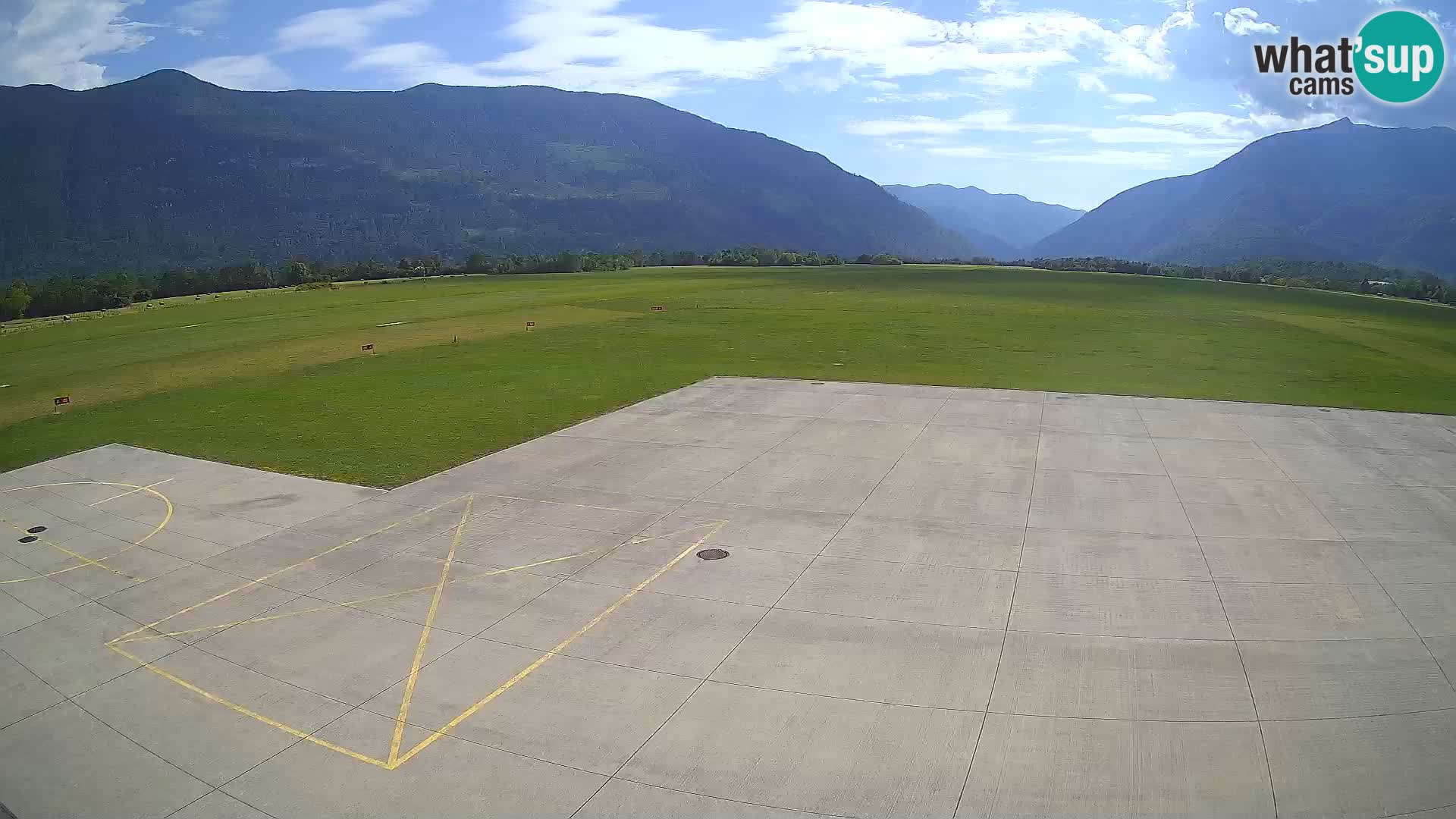 Bovec airport webcam – Skydive Bovec