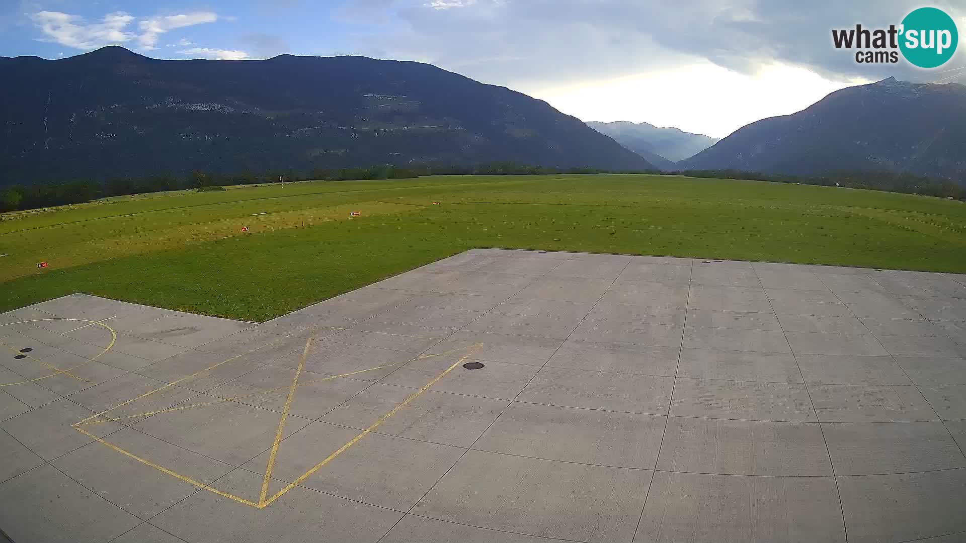 Webcam des Flughafens Bovec – Skydive Bovec