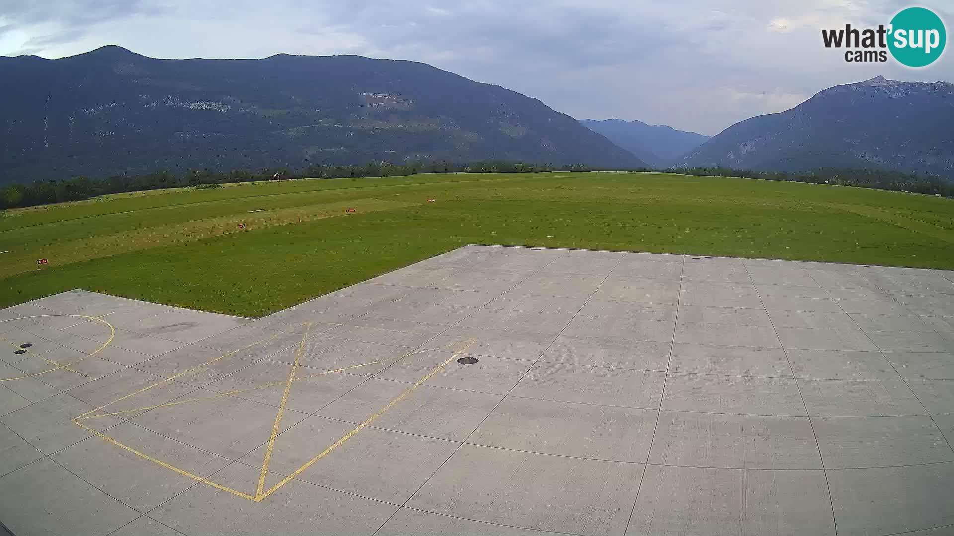 Webcam des Flughafens Bovec – Skydive Bovec