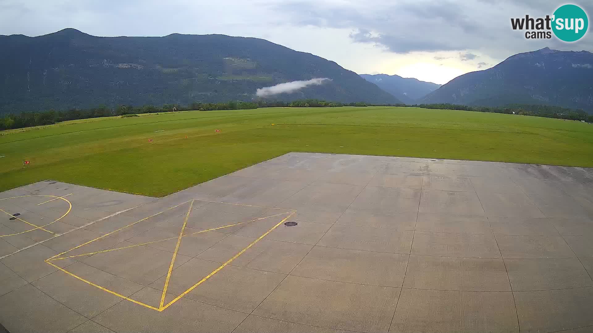 Cámara web del aeropuerto de Bovec – Skydive Bovec