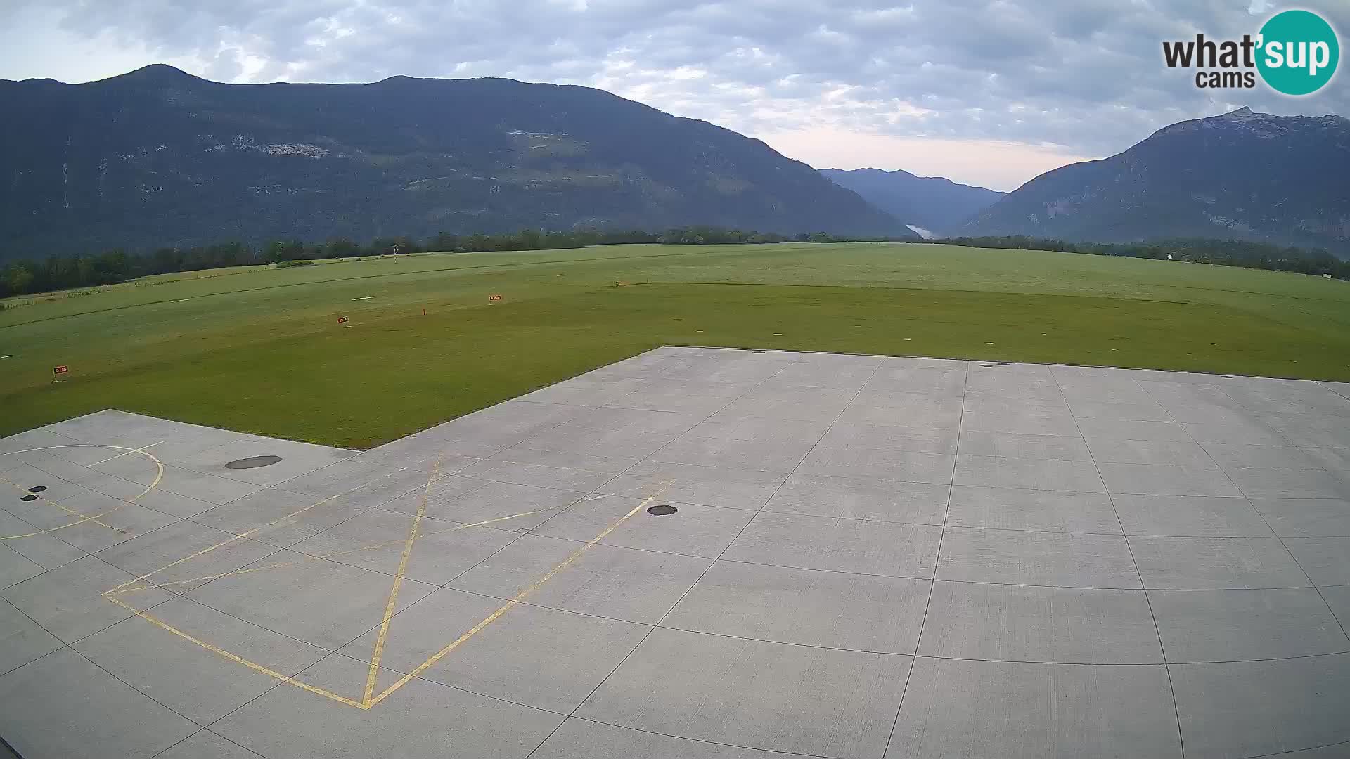 Cámara web del aeropuerto de Bovec – Skydive Bovec