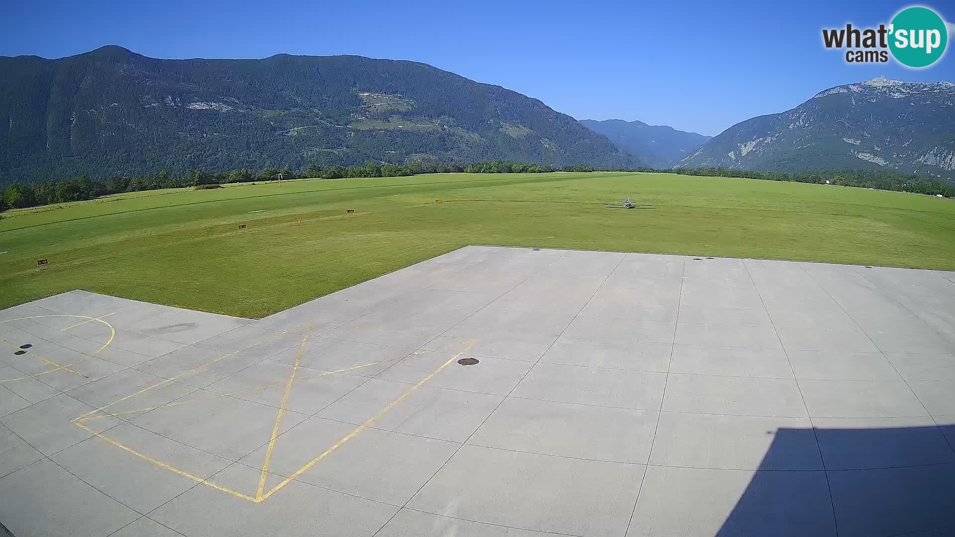 Bovec airport webcam – Skydive Bovec