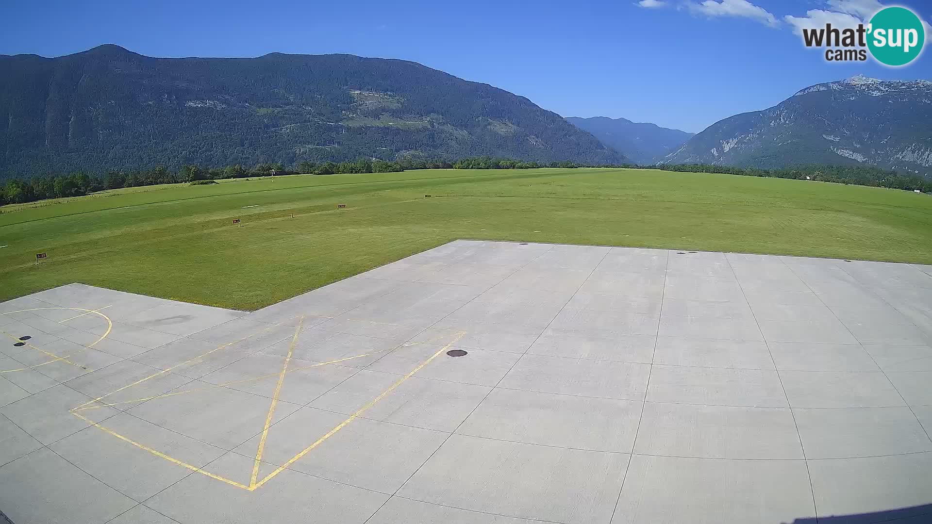 Web kamera zračne luke Bovec – Skydive Bovec