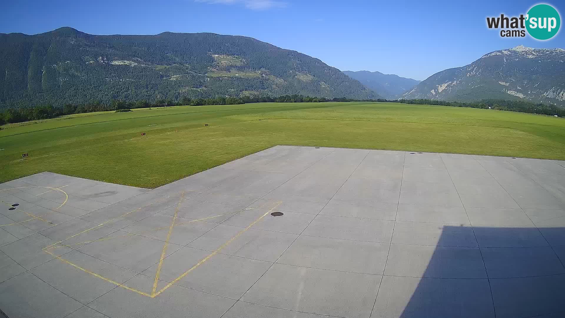 Webcam des Flughafens Bovec – Skydive Bovec