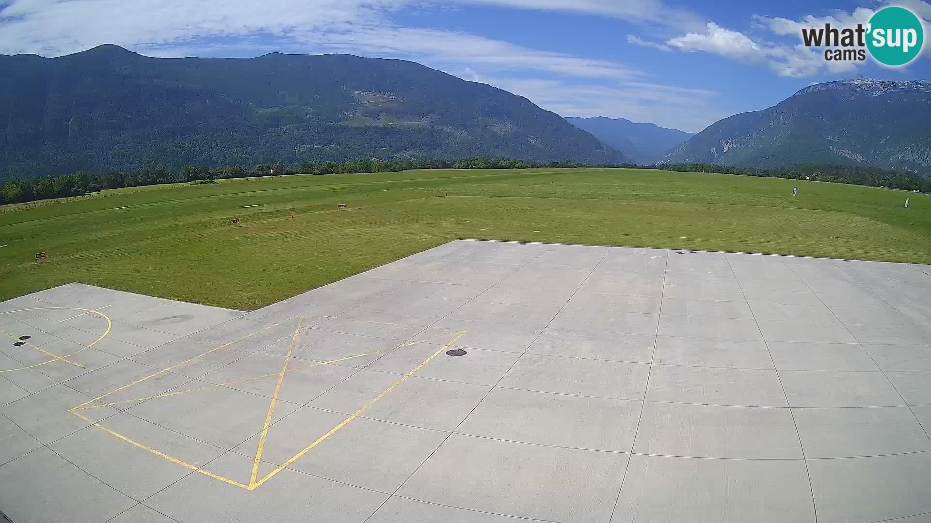 Bovec airport webcam – Skydive Bovec