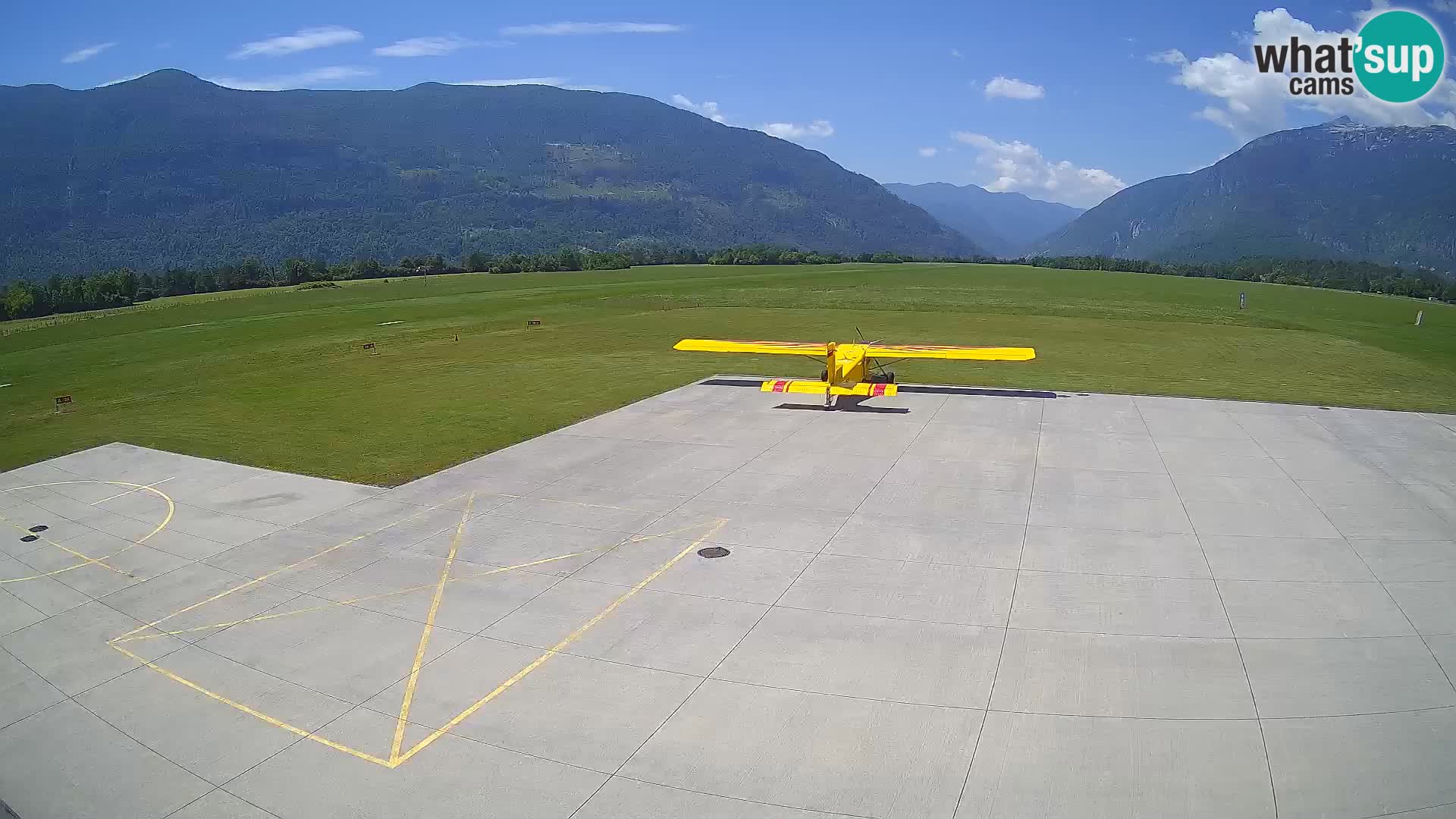 Bovec airport webcam – Skydive Bovec