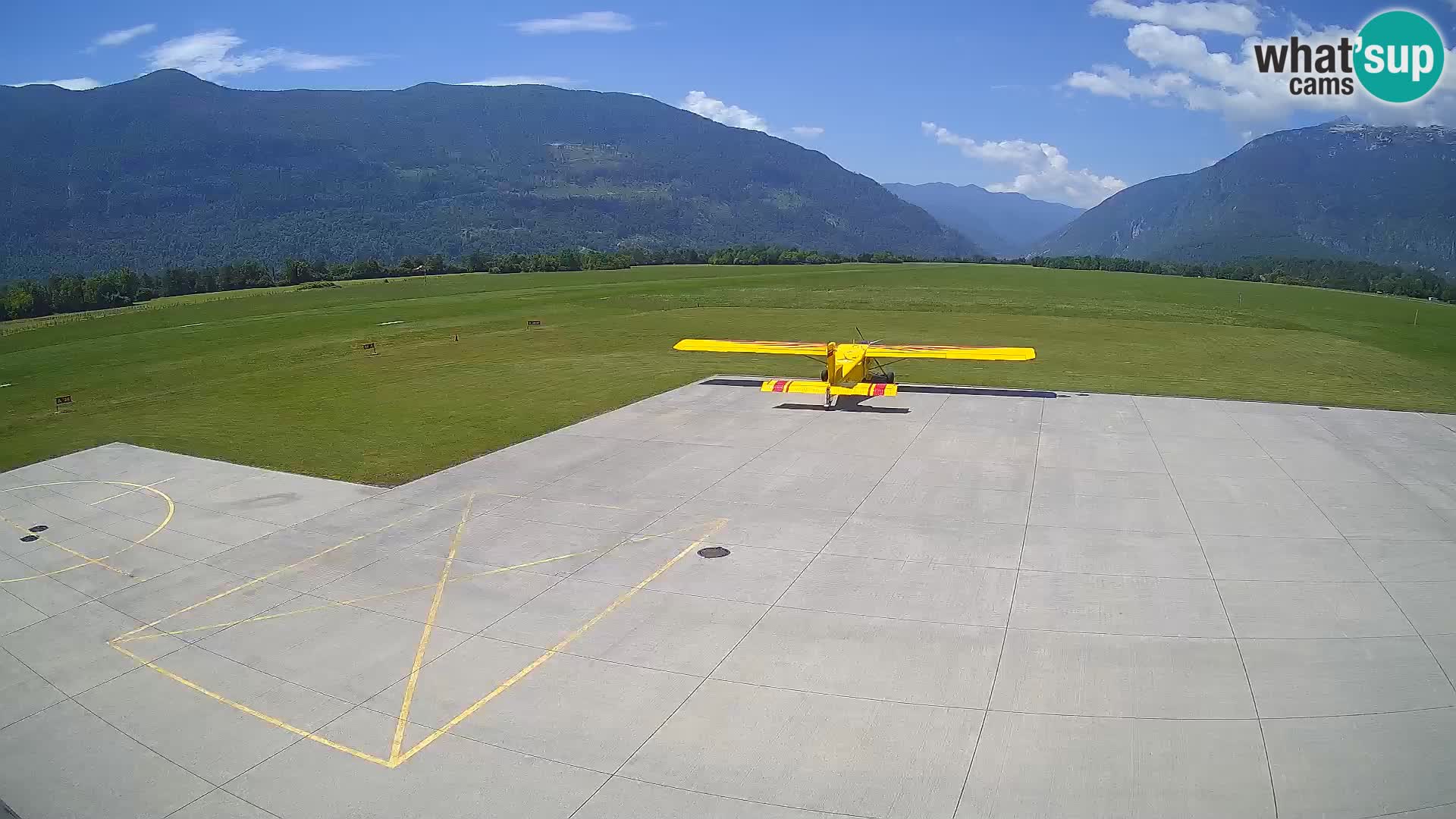 Bovec airport webcam – Skydive Bovec