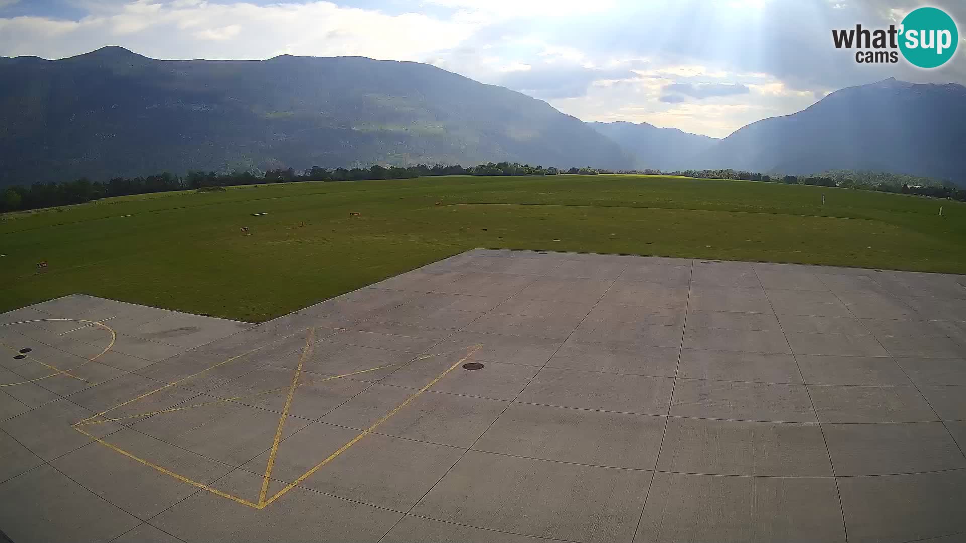 Webcam des Flughafens Bovec – Skydive Bovec