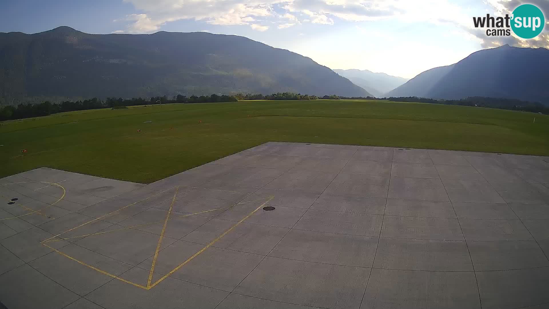 Webcam des Flughafens Bovec – Skydive Bovec