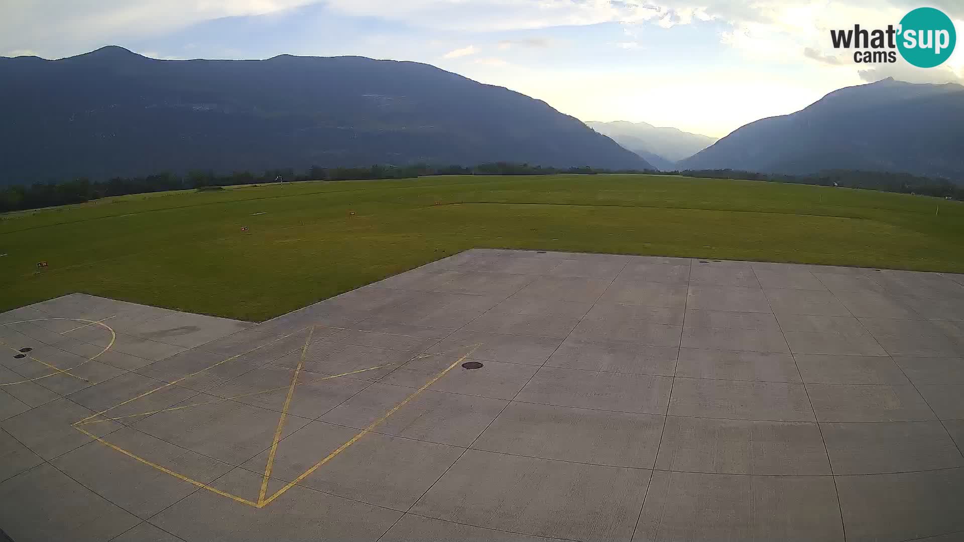 Webcam de l’aéroport de Bovec – Skydive Bovec